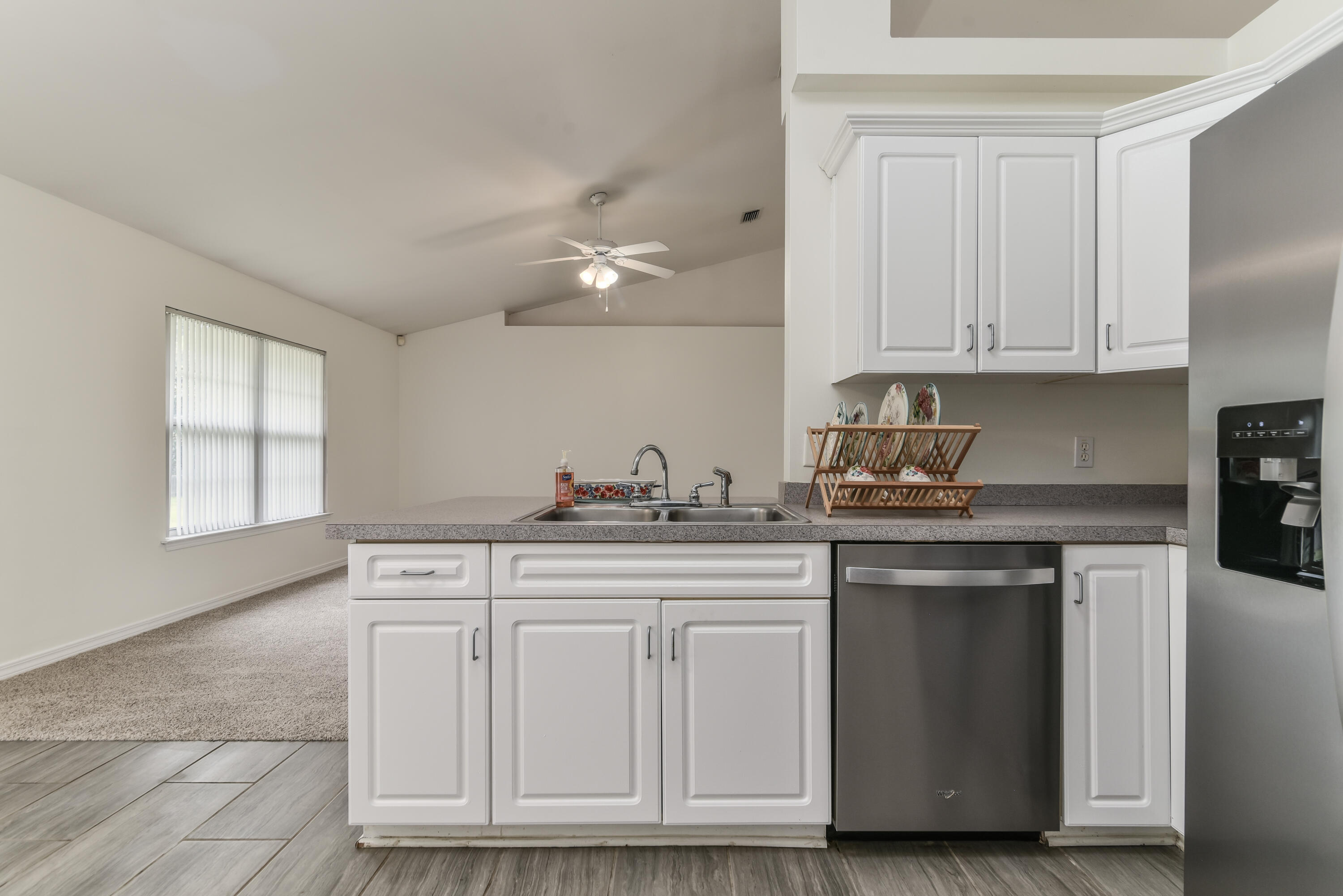 HOLLEY BY THE SEA - Residential