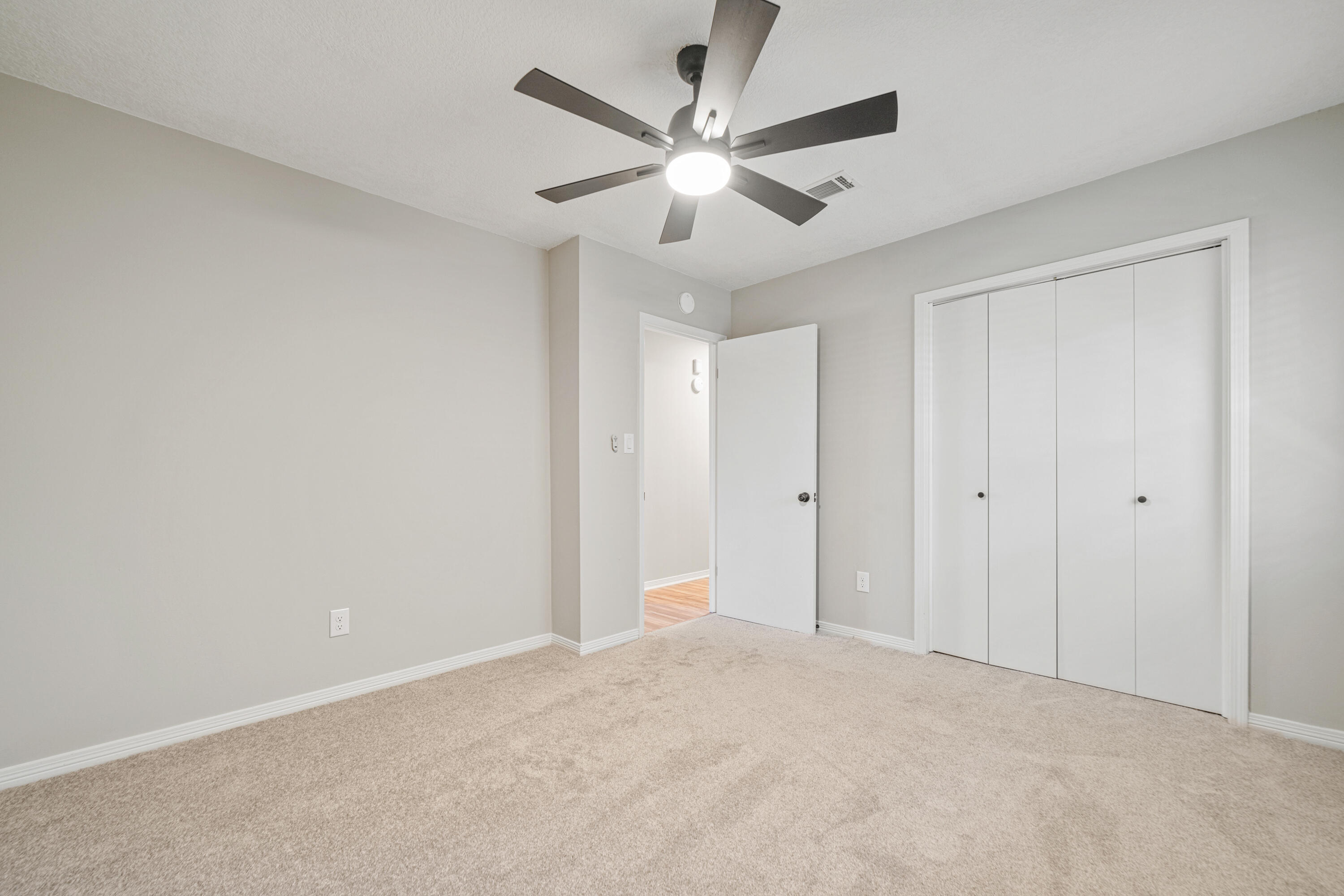 Gonzalez Neighborhood, FL - Residential