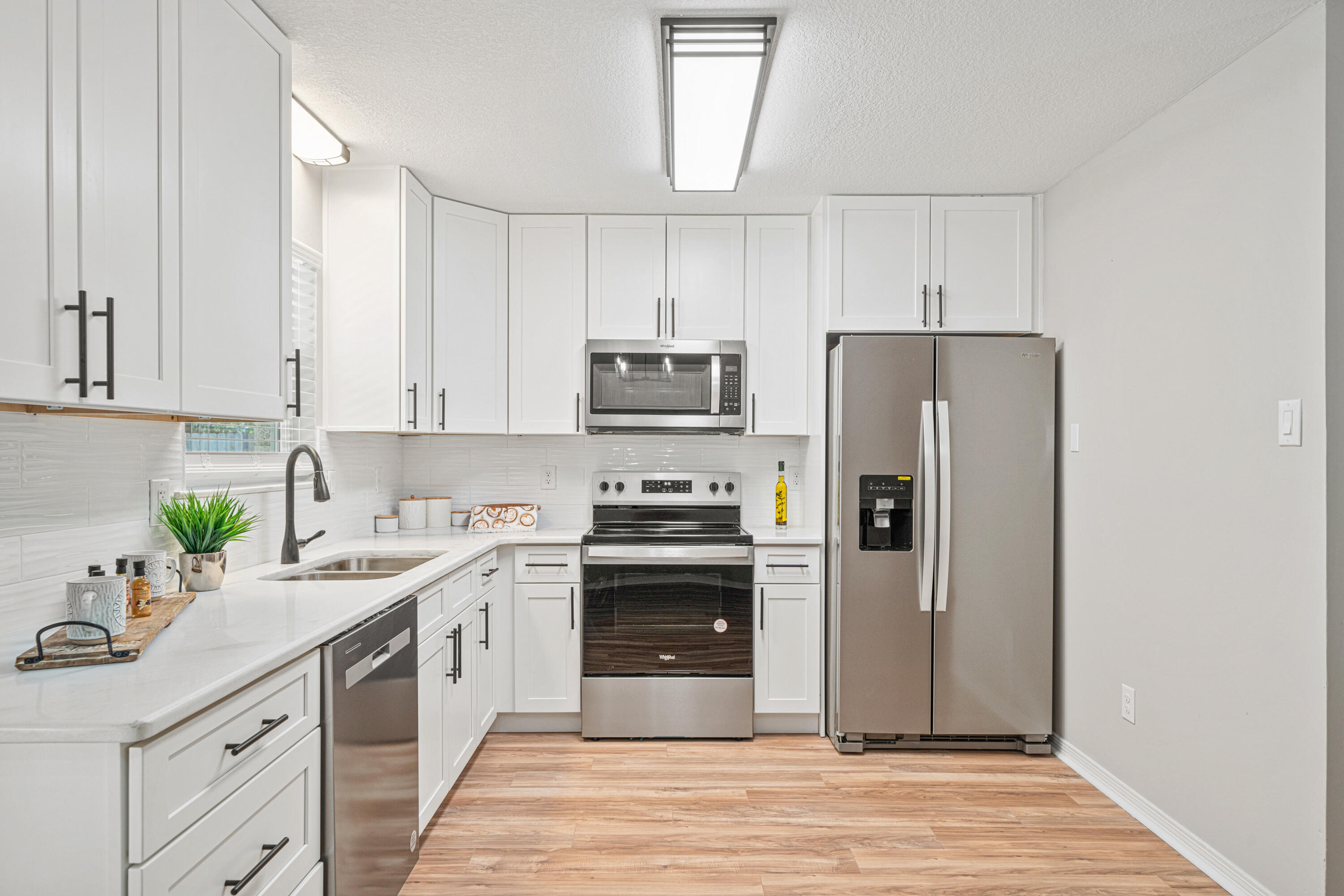 Gonzalez Neighborhood, FL - Residential