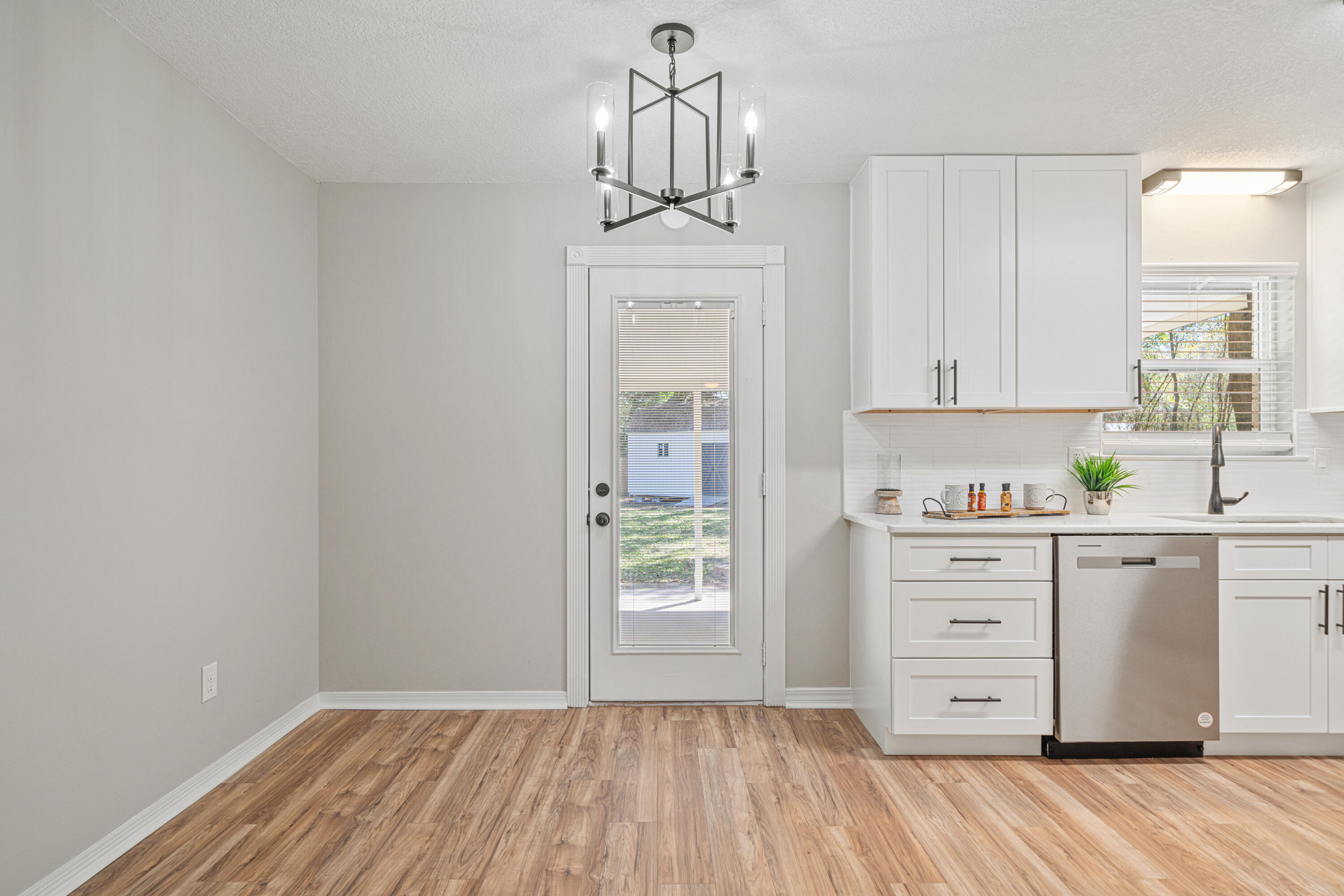 Gonzalez Neighborhood, FL - Residential