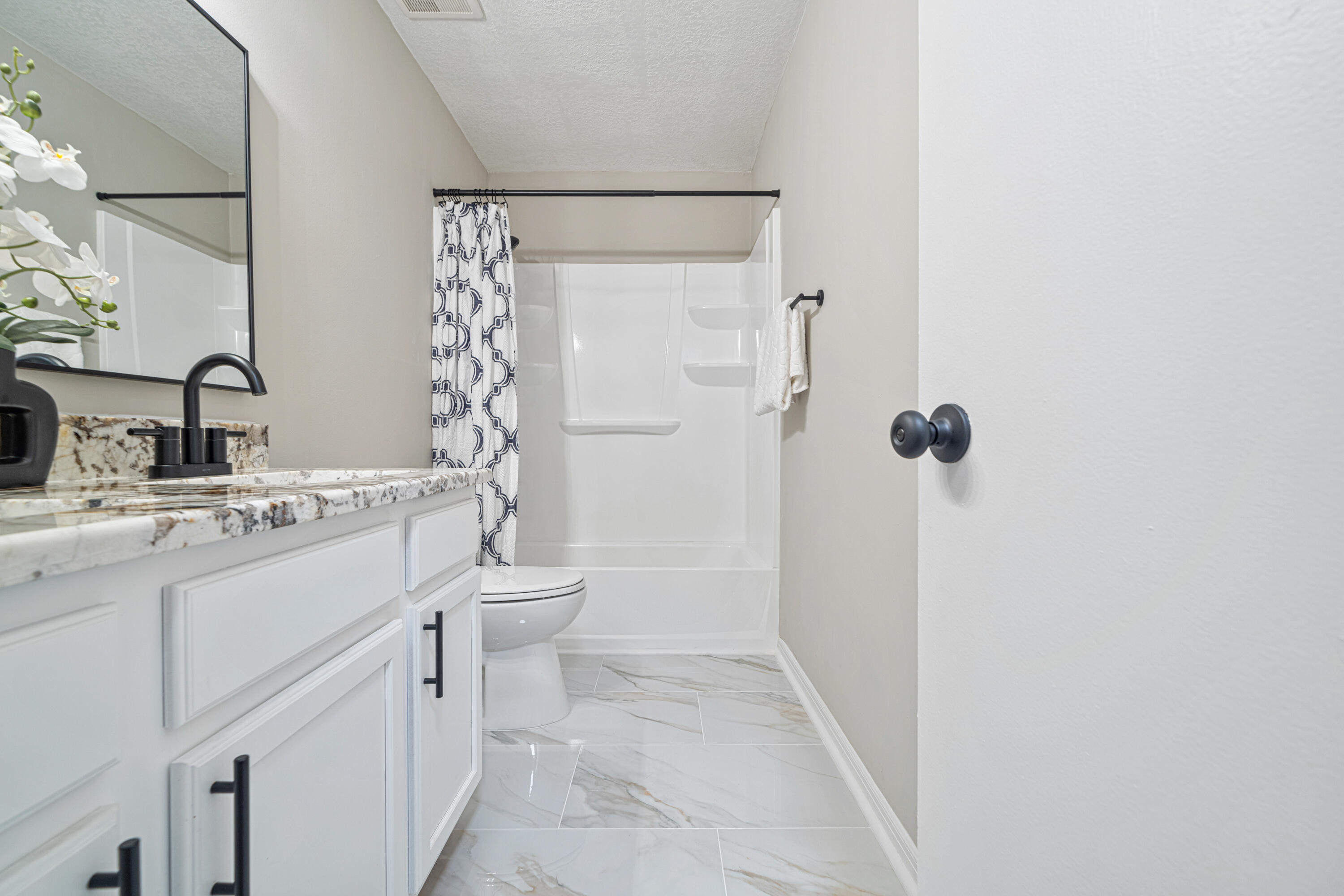 Gonzalez Neighborhood, FL - Residential