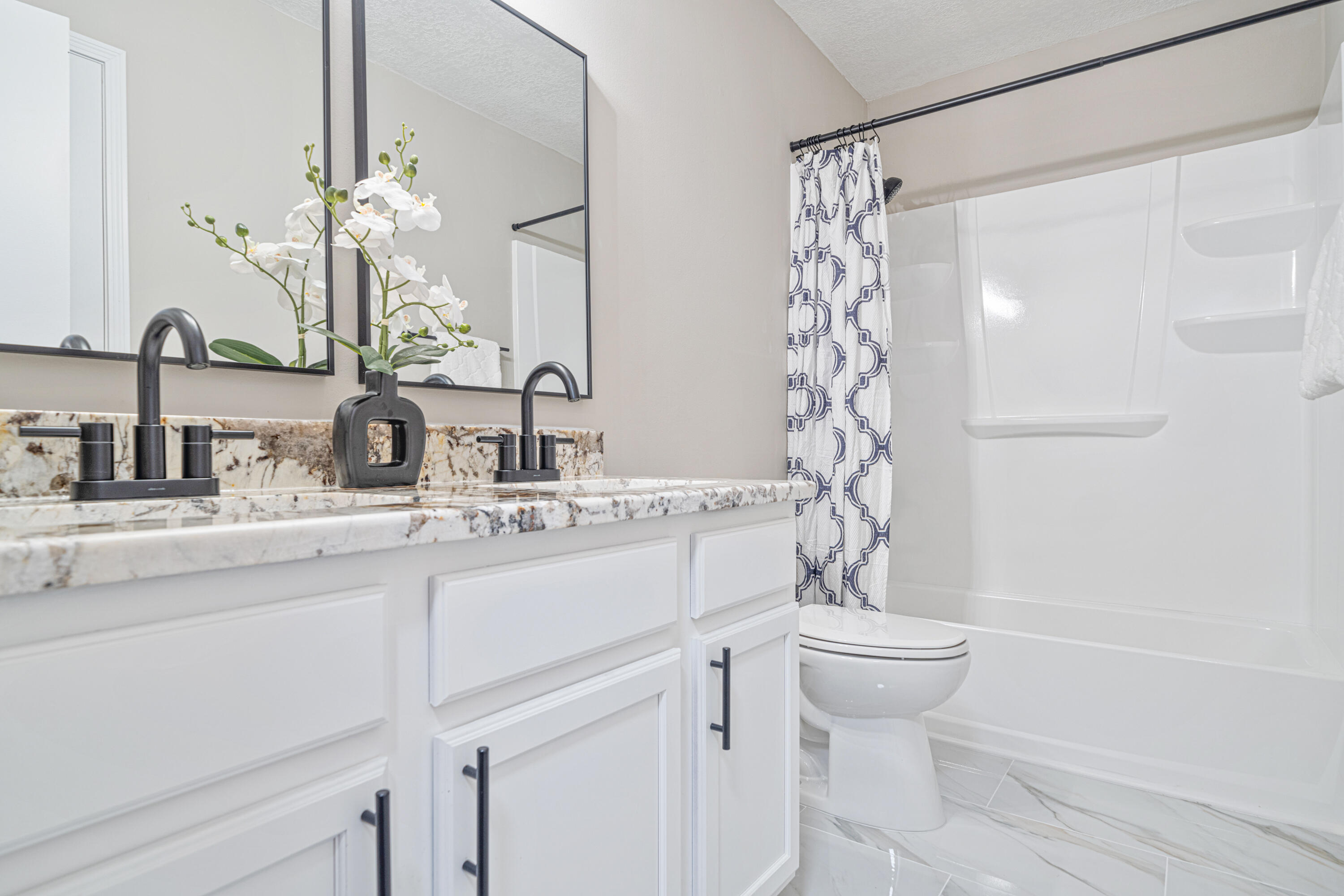 Gonzalez Neighborhood, FL - Residential