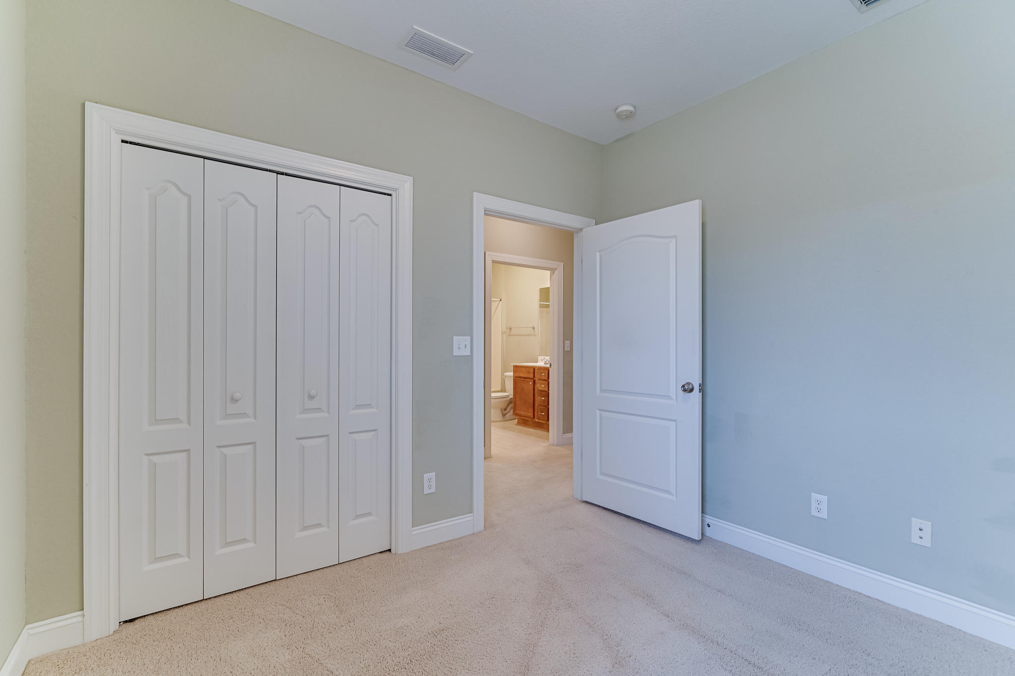 DIAMOND LAKES - Residential