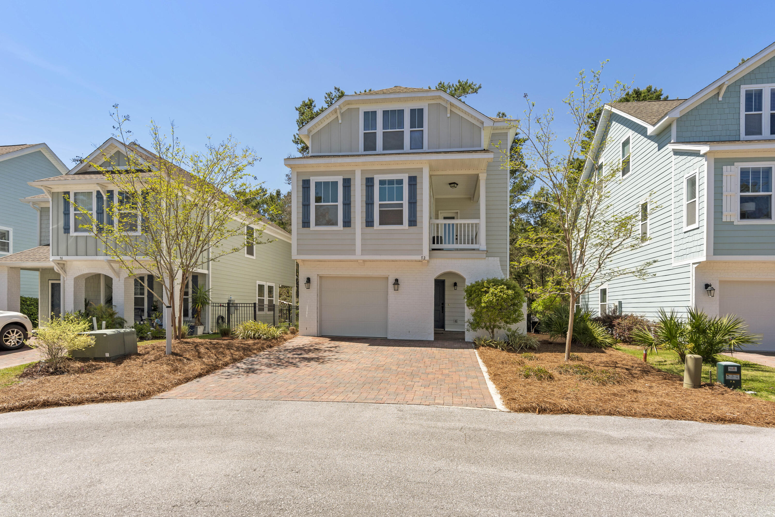 PINEWOOD PRESERVE - Residential