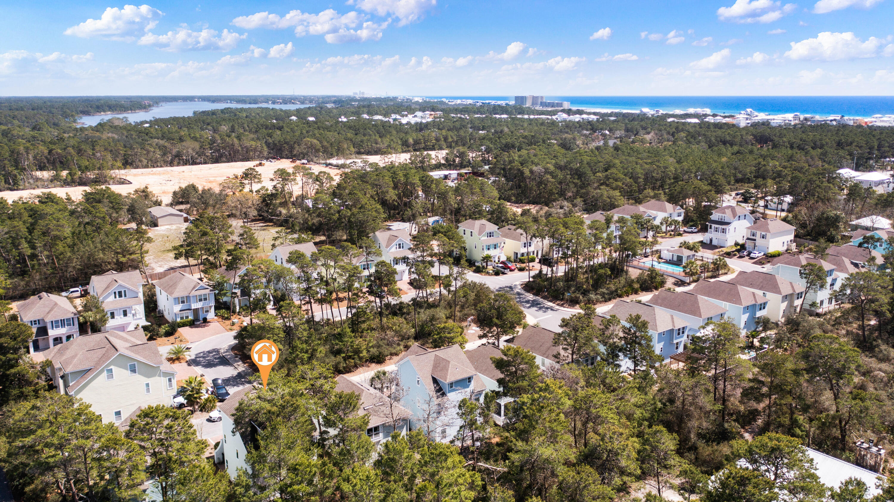 PINEWOOD PRESERVE - Residential