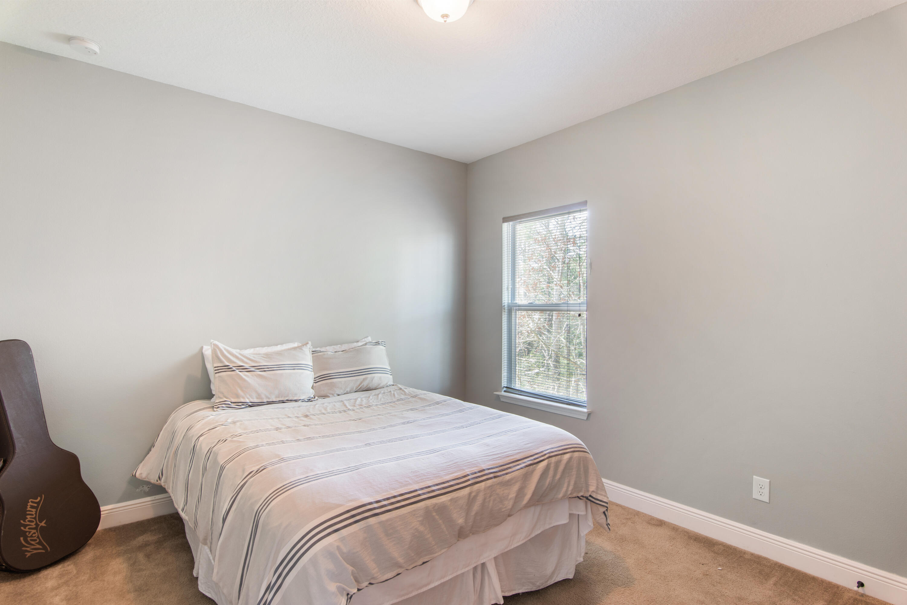 PINEWOOD PRESERVE - Residential