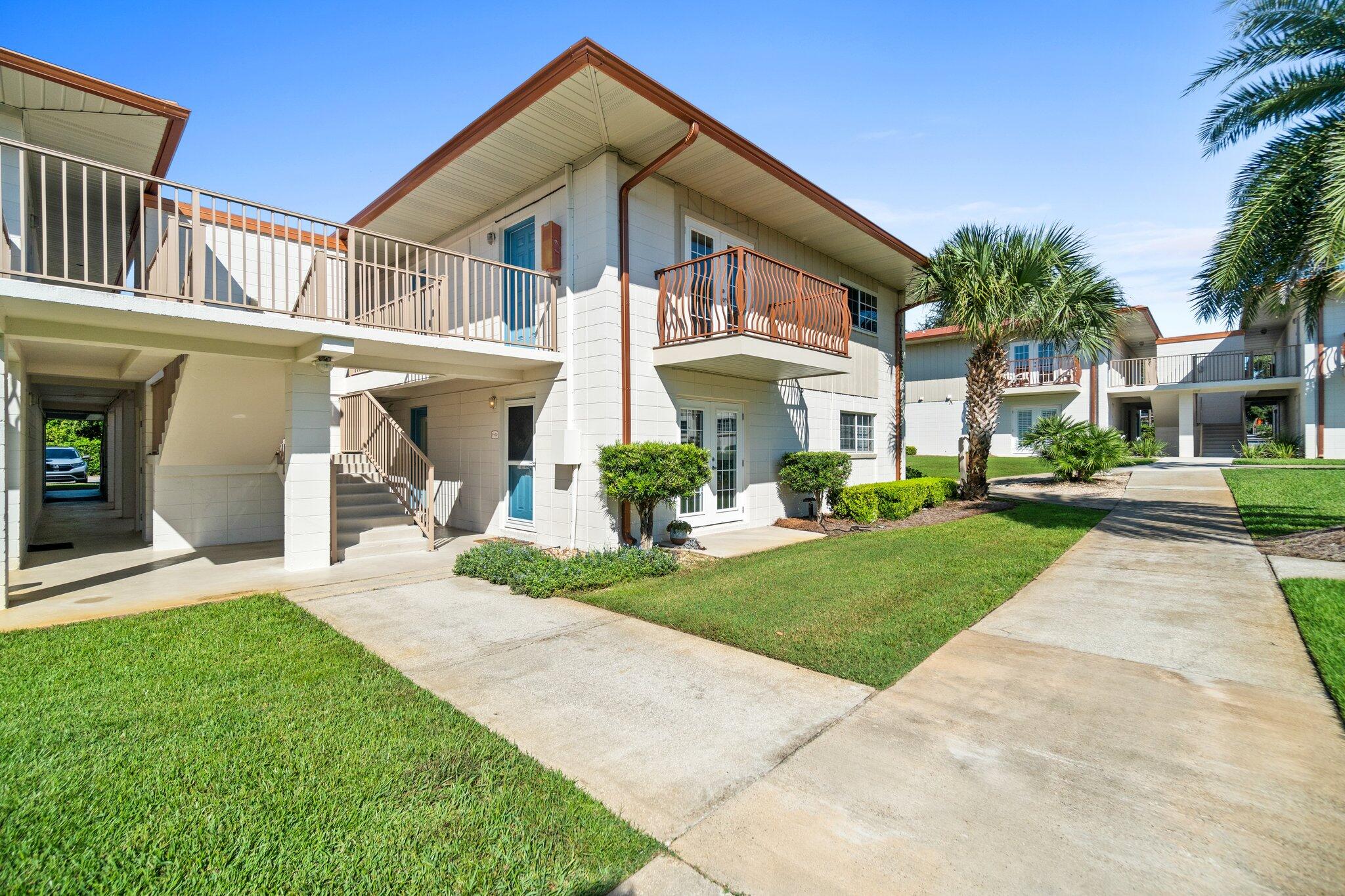 LANDMARK CONDO - Residential