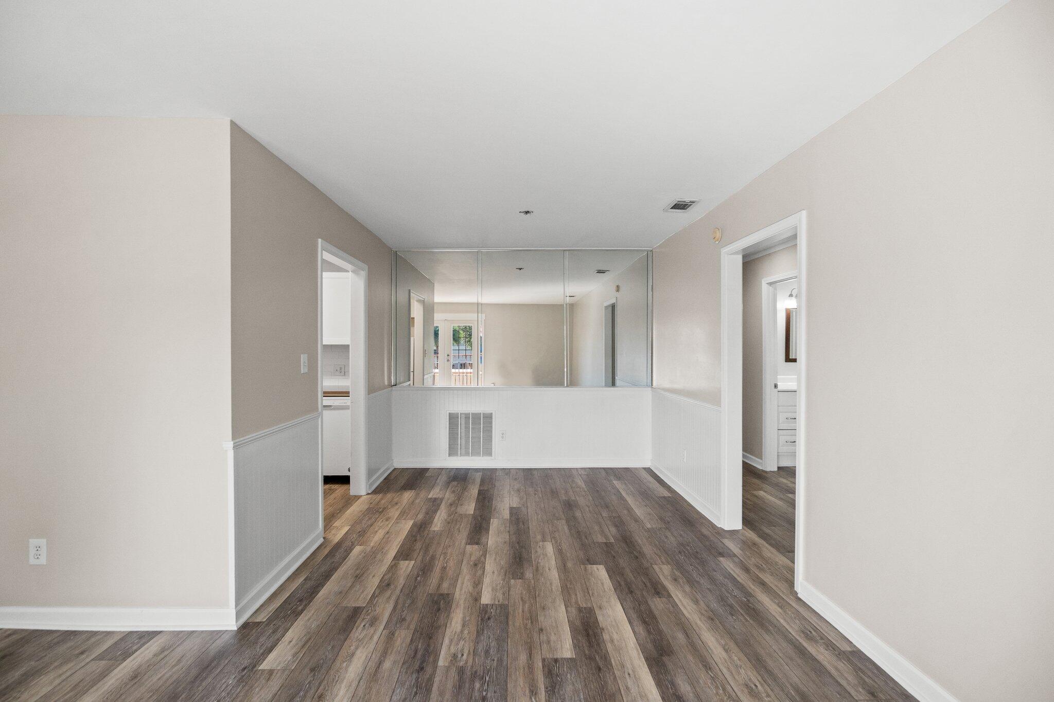 LANDMARK CONDO - Residential