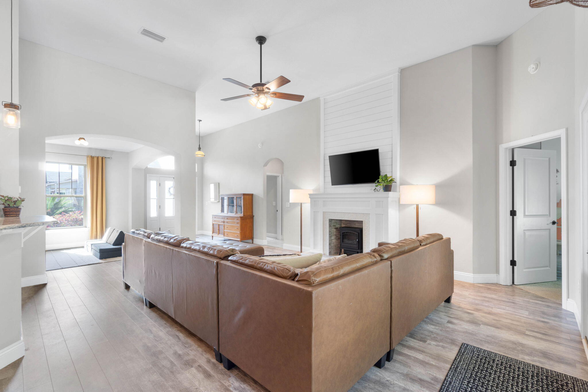 MAGNOLIA HARBOR - Residential