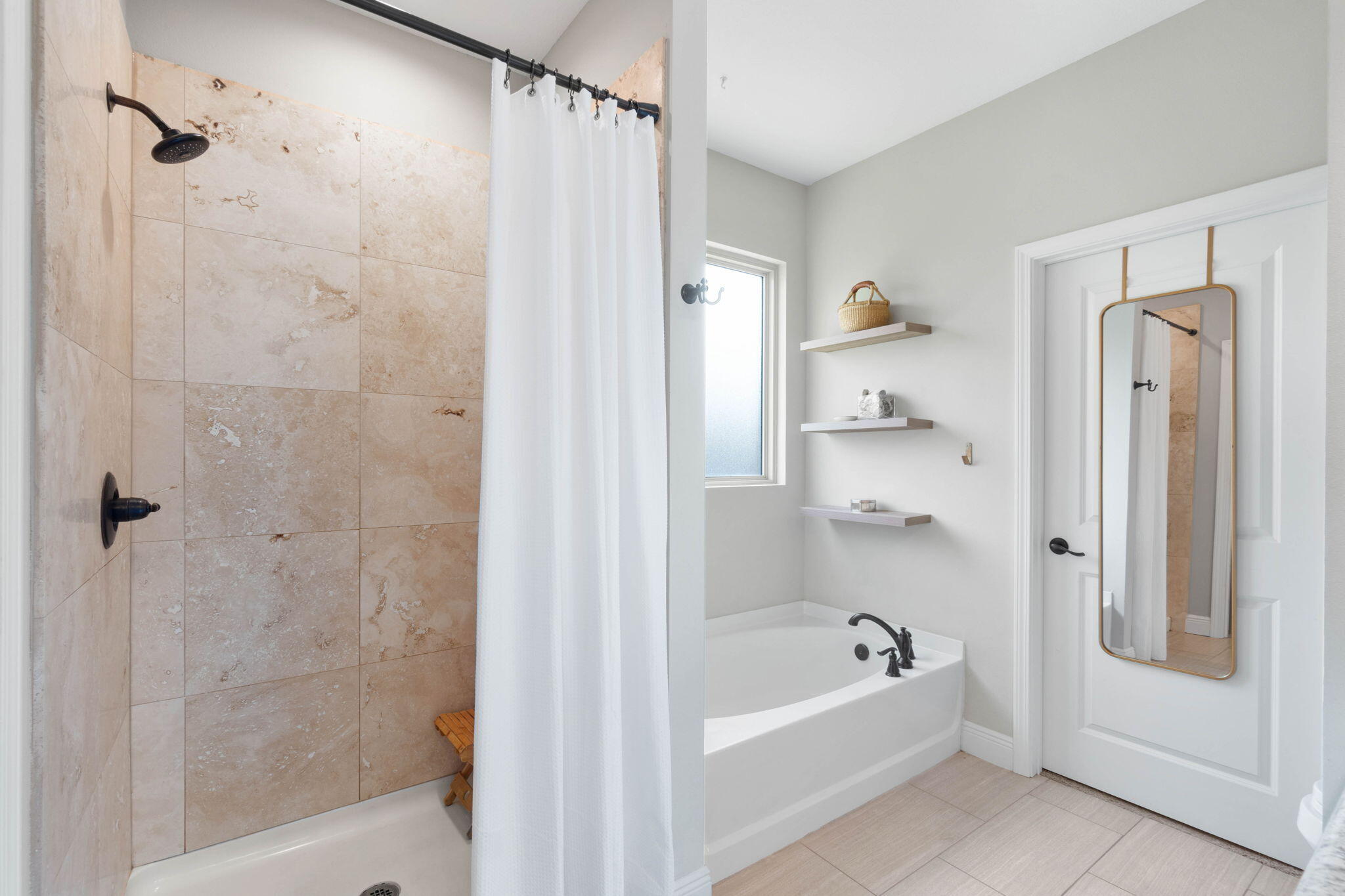 MAGNOLIA HARBOR - Residential