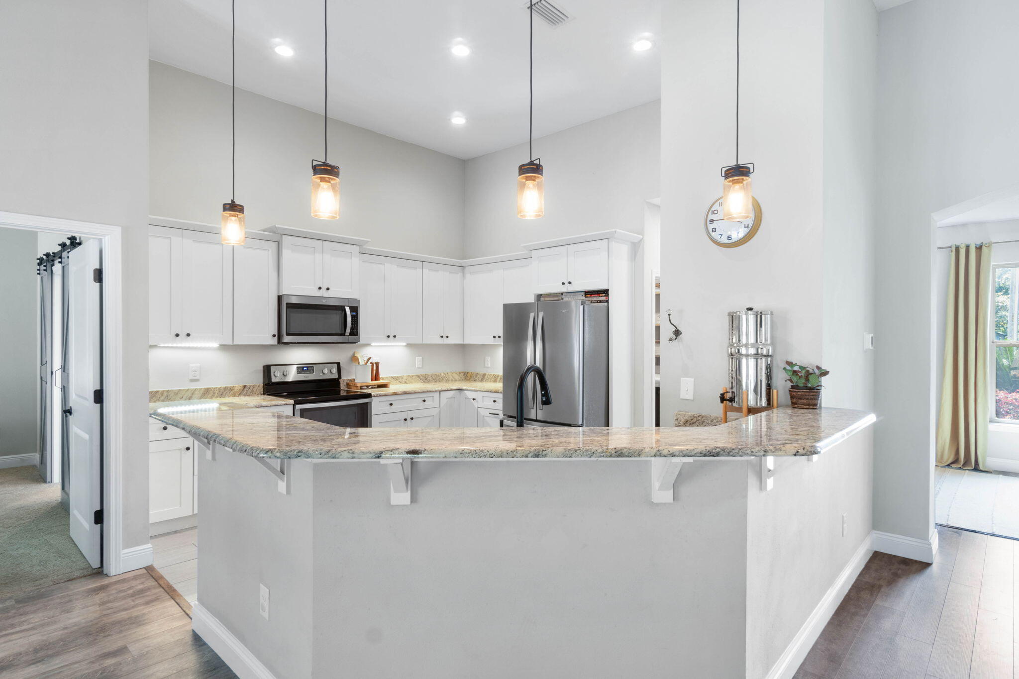 MAGNOLIA HARBOR - Residential