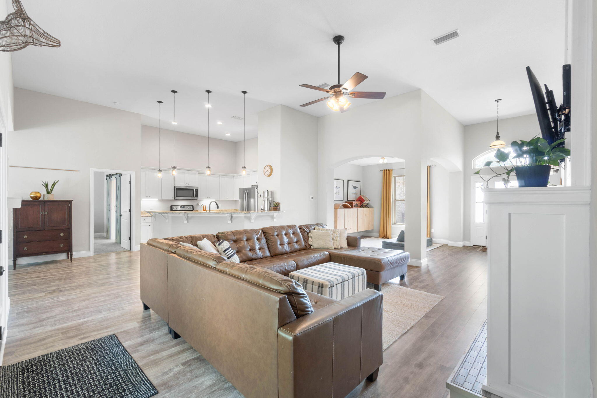 MAGNOLIA HARBOR - Residential