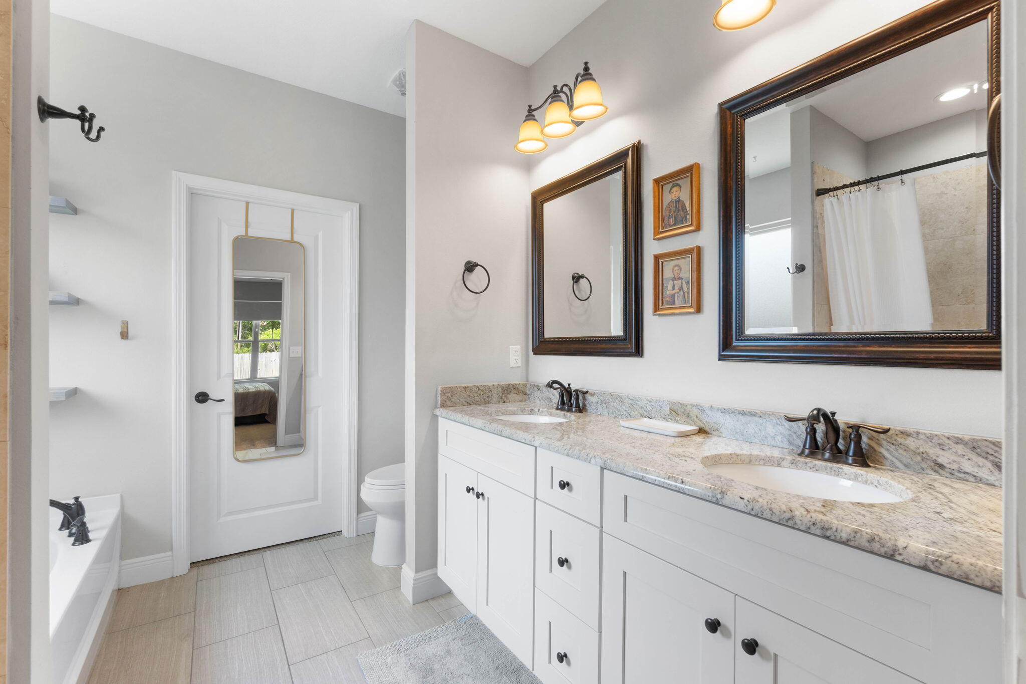 MAGNOLIA HARBOR - Residential