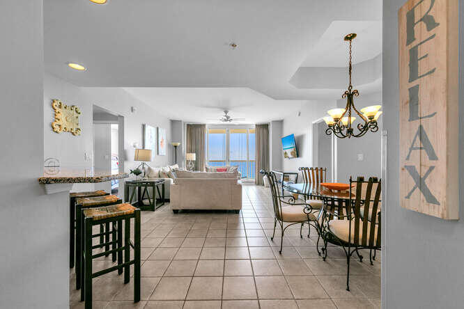 SILVER BEACH TOWERS - Residential