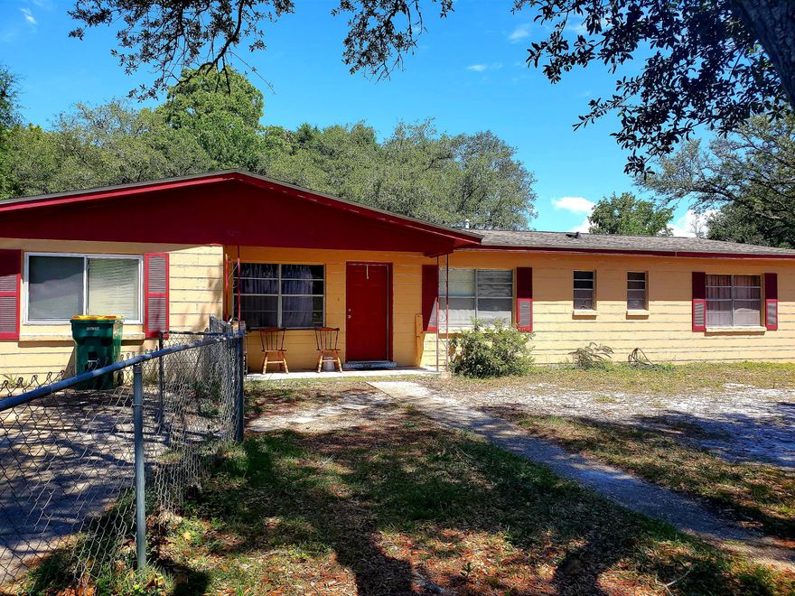 Beautiful home with tons of potential! looking for your HGTV next project?This is a cash or renovation loan propertySituated on a great lot in the heart of Fort Walton Beach, this 5 bedroom home is close to both Hurlburt Field and Eglin AFB.with newly remolded guest bath. This home have plenty of space to let your dream run wild.