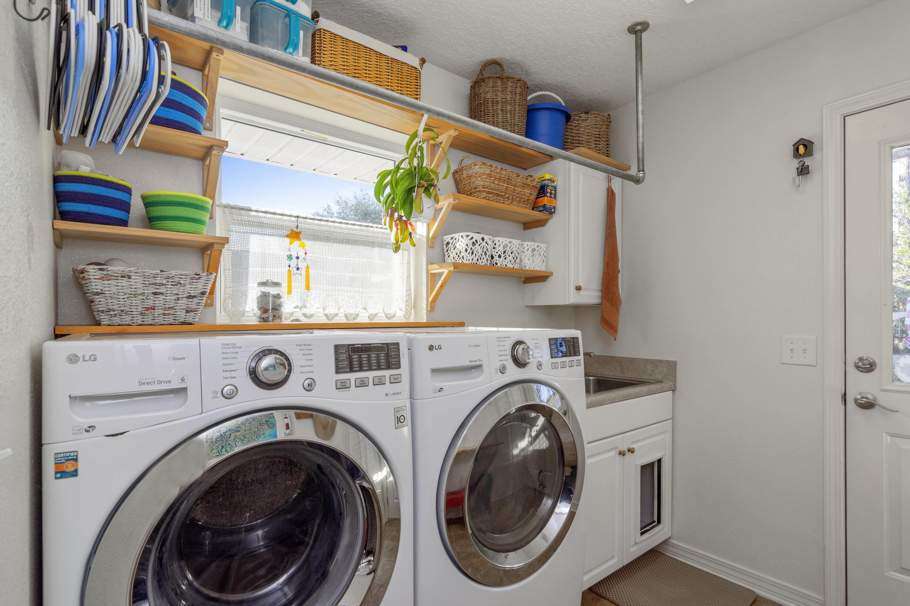 HOLLEY BY THE SEA - Residential