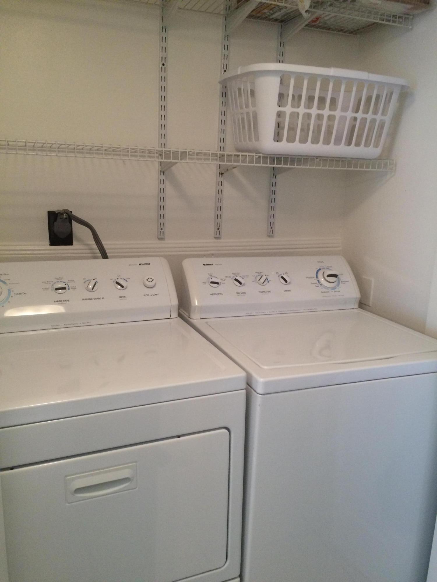 LAKEVIEW CONDO - Residential