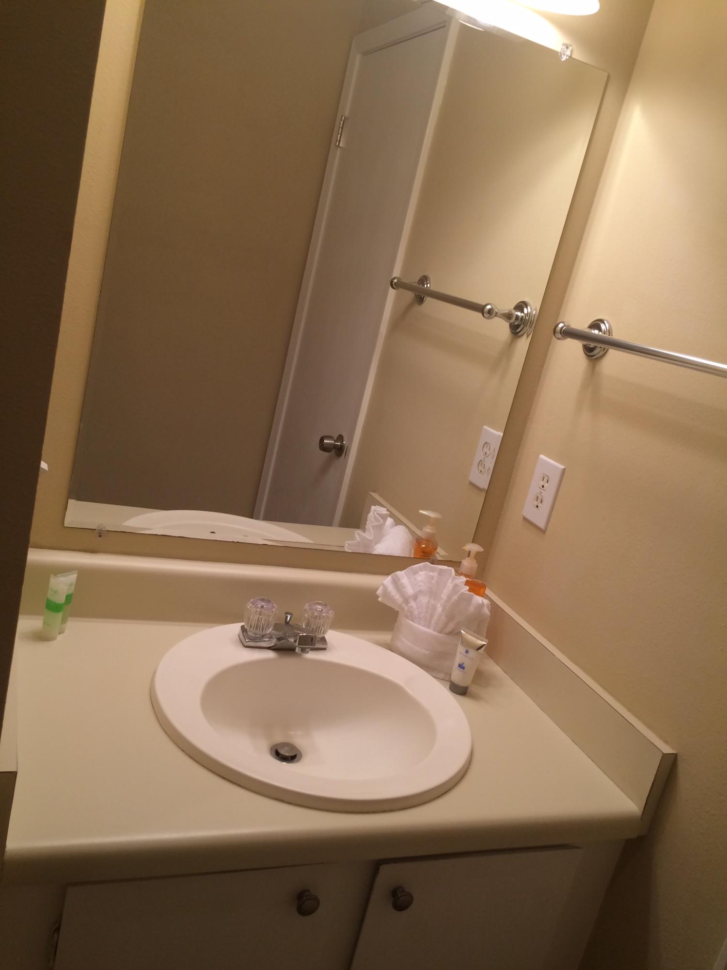 LAKEVIEW CONDO - Residential