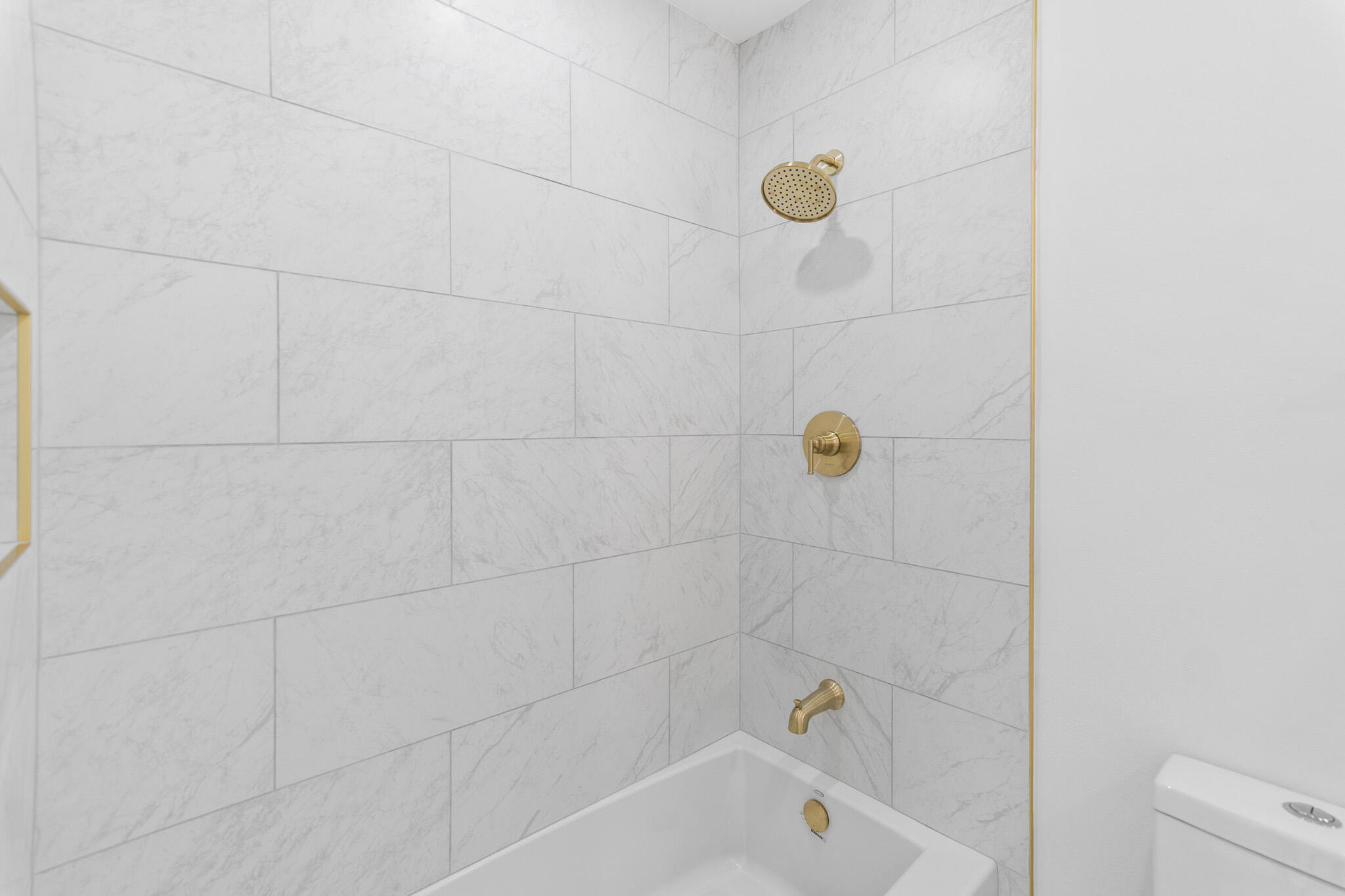 SUMMER HAVEN NORTH T/H - Residential