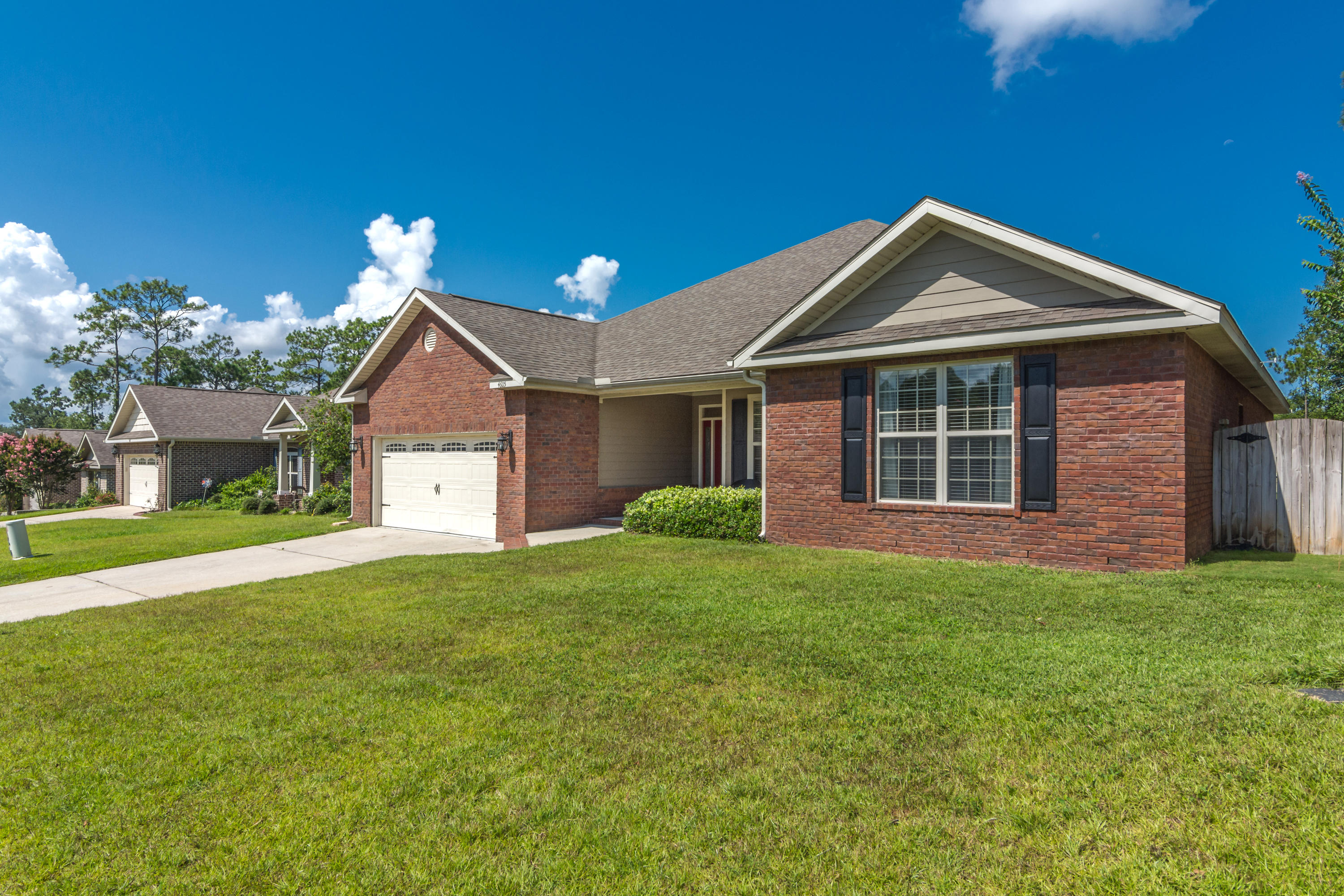 DUGGAN POND ESTATES - Residential