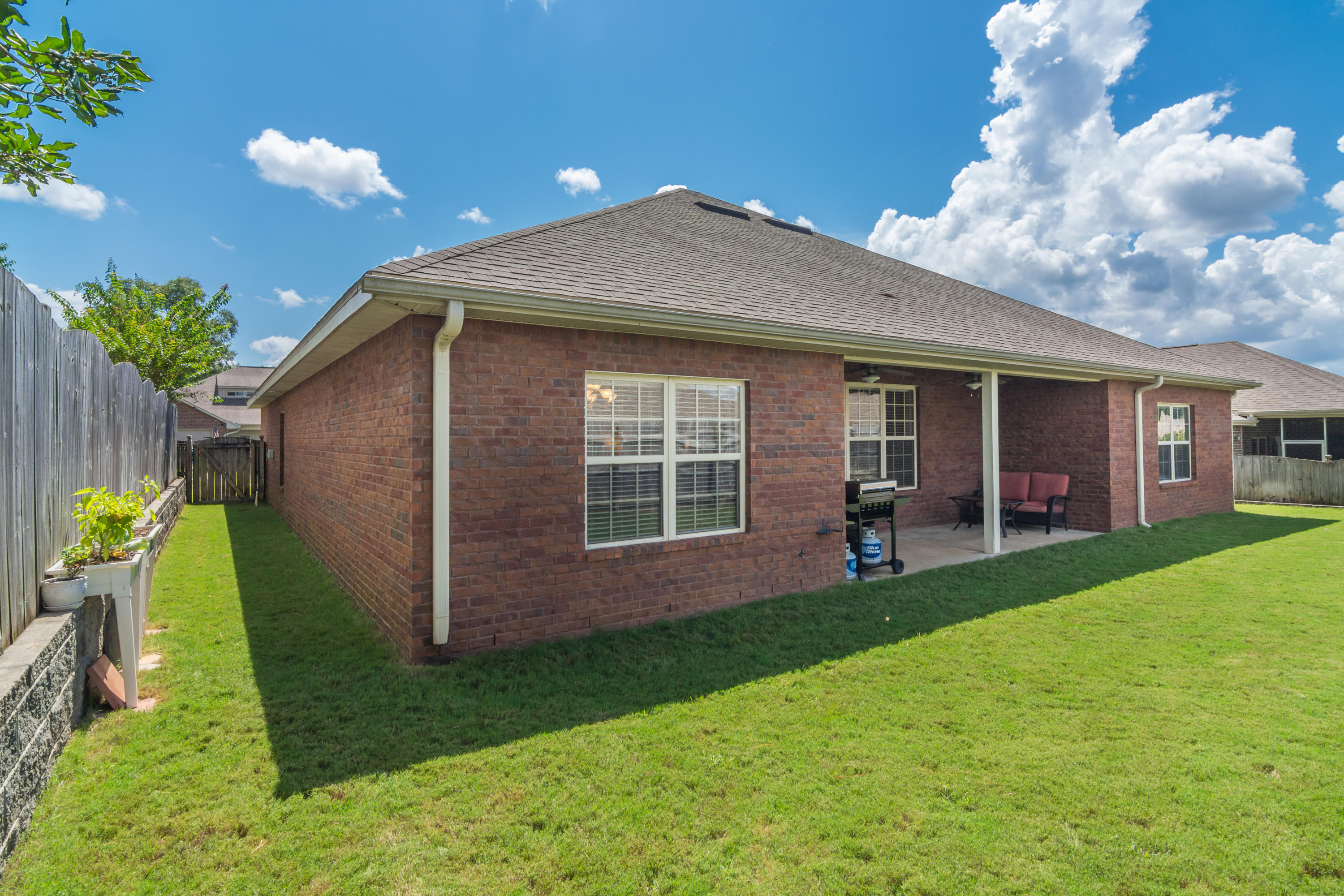 DUGGAN POND ESTATES - Residential
