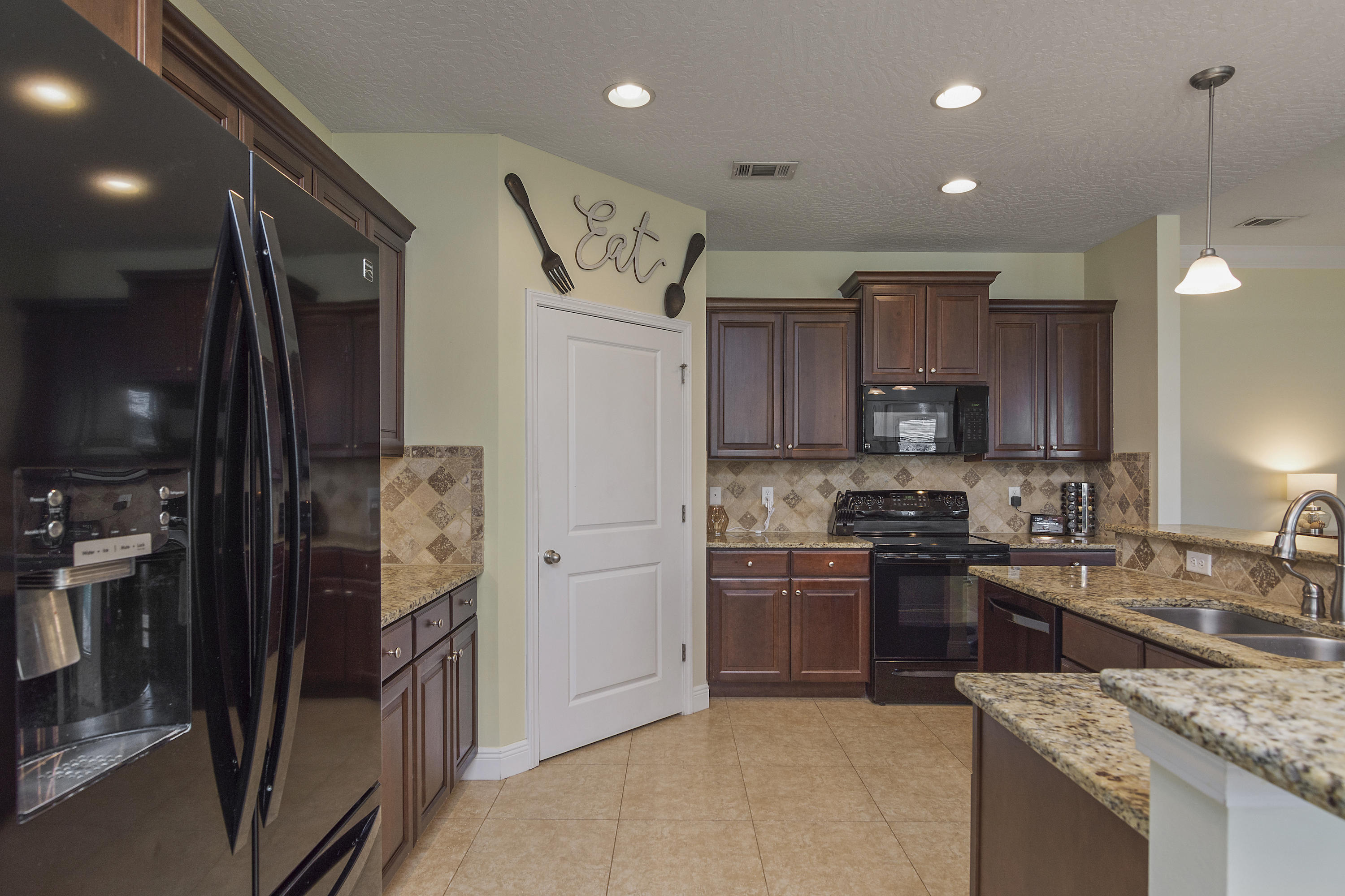 DUGGAN POND ESTATES - Residential