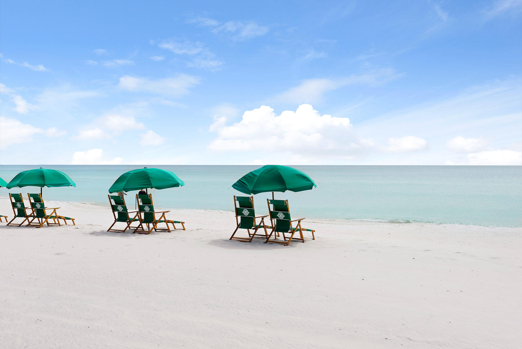 ISLANDER CONDO - Residential