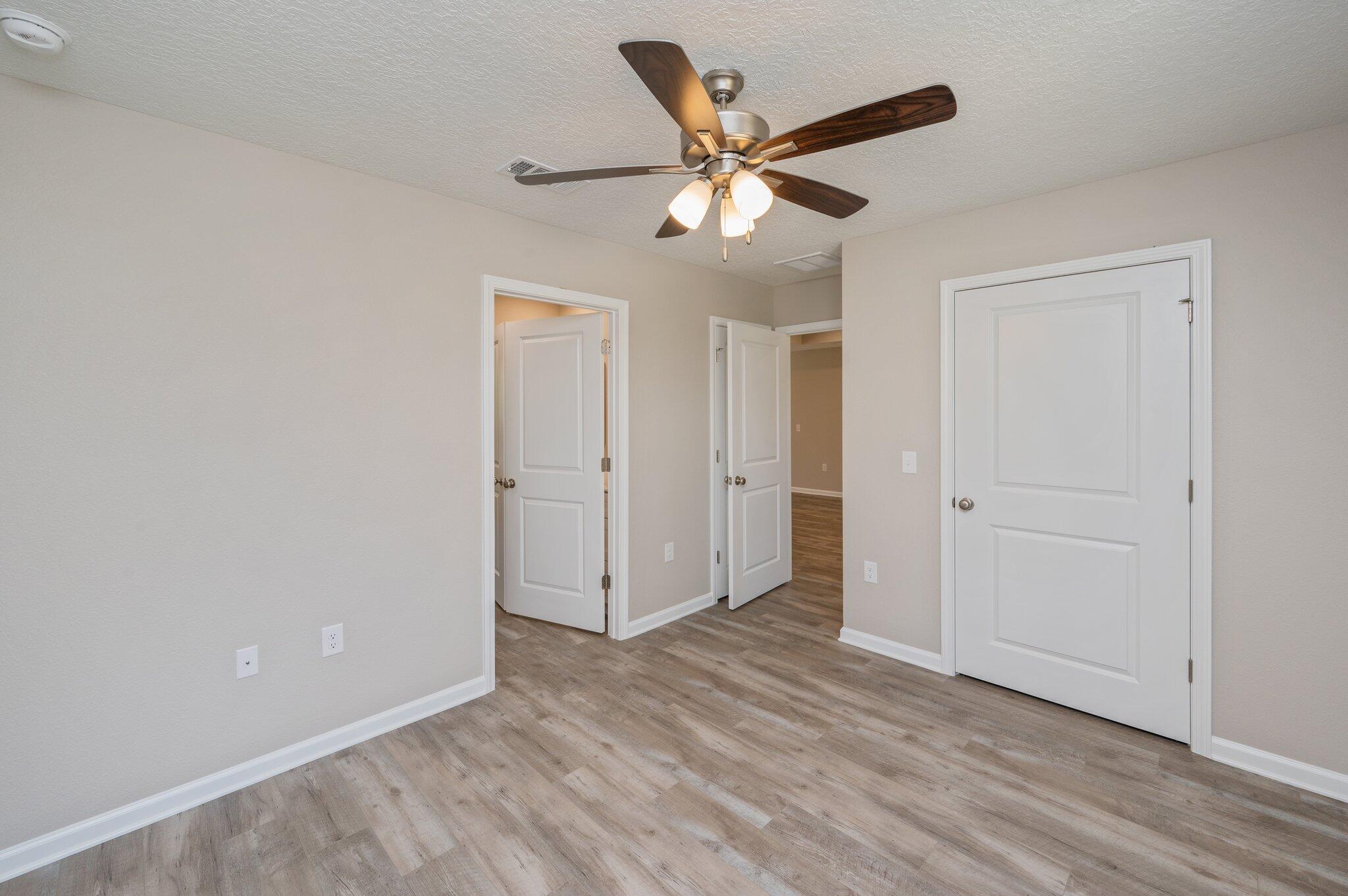 FAIRVIEW L H - Residential