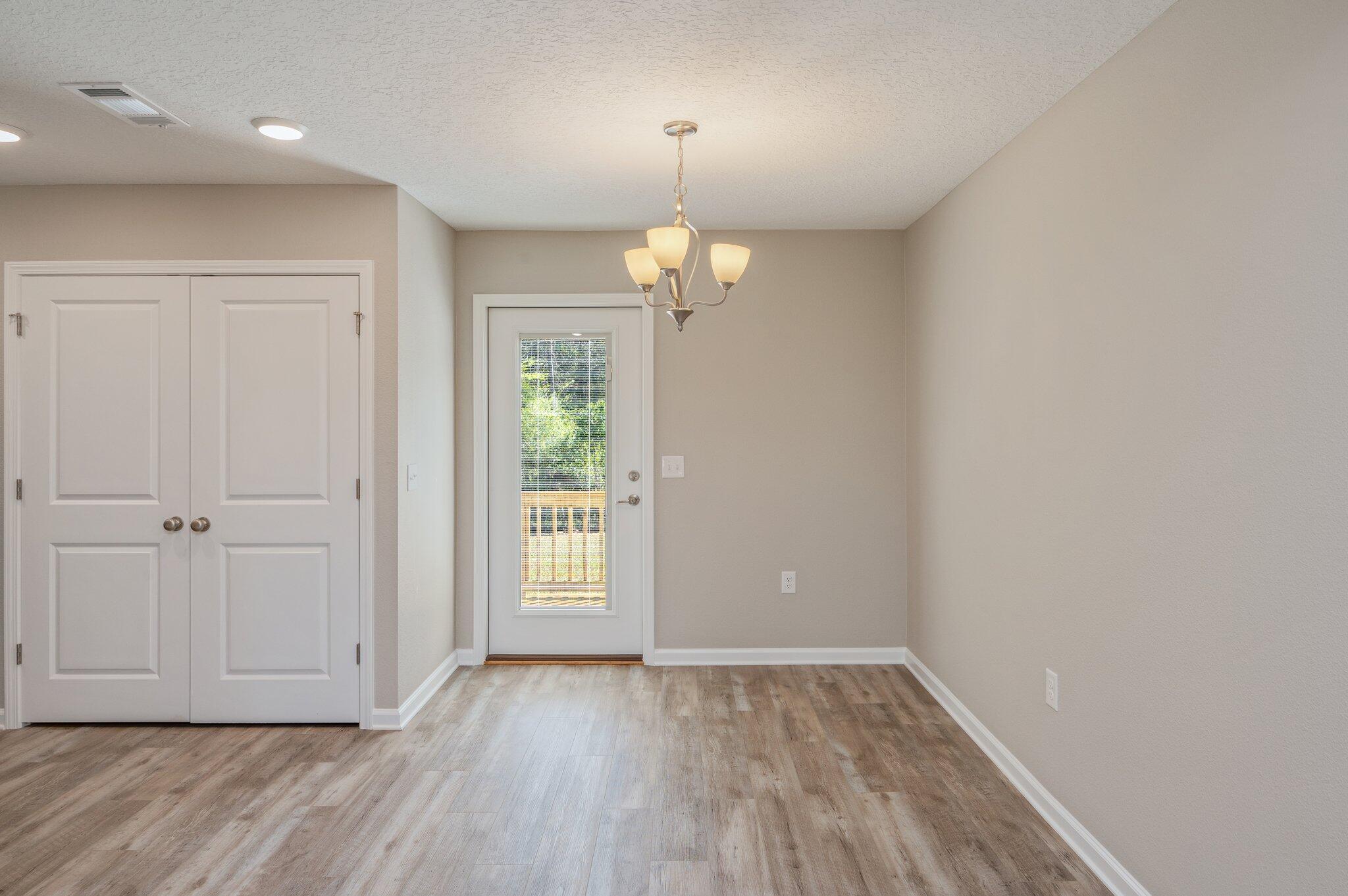 FAIRVIEW L H - Residential