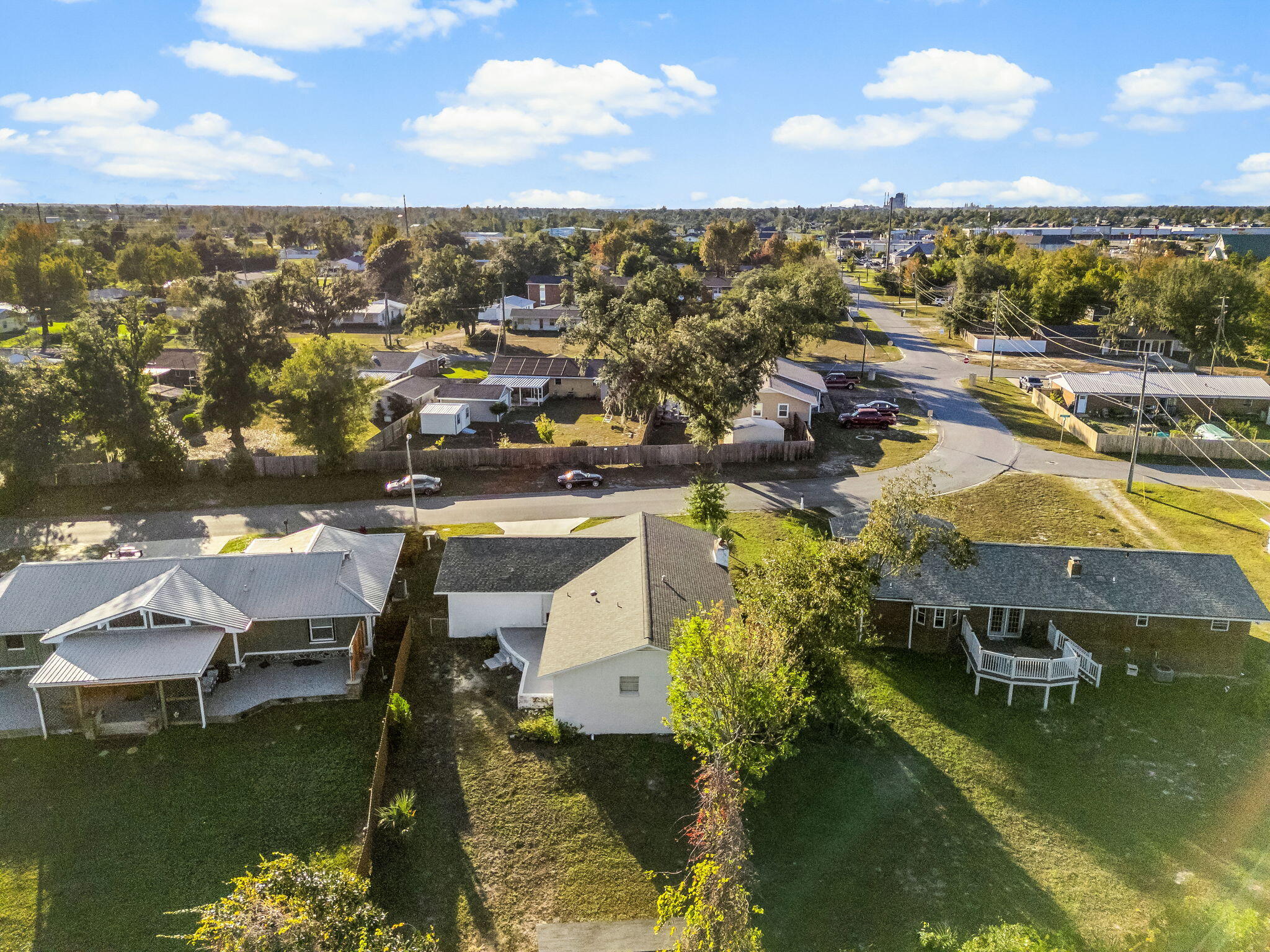 IMPERIAL OAKS - Residential