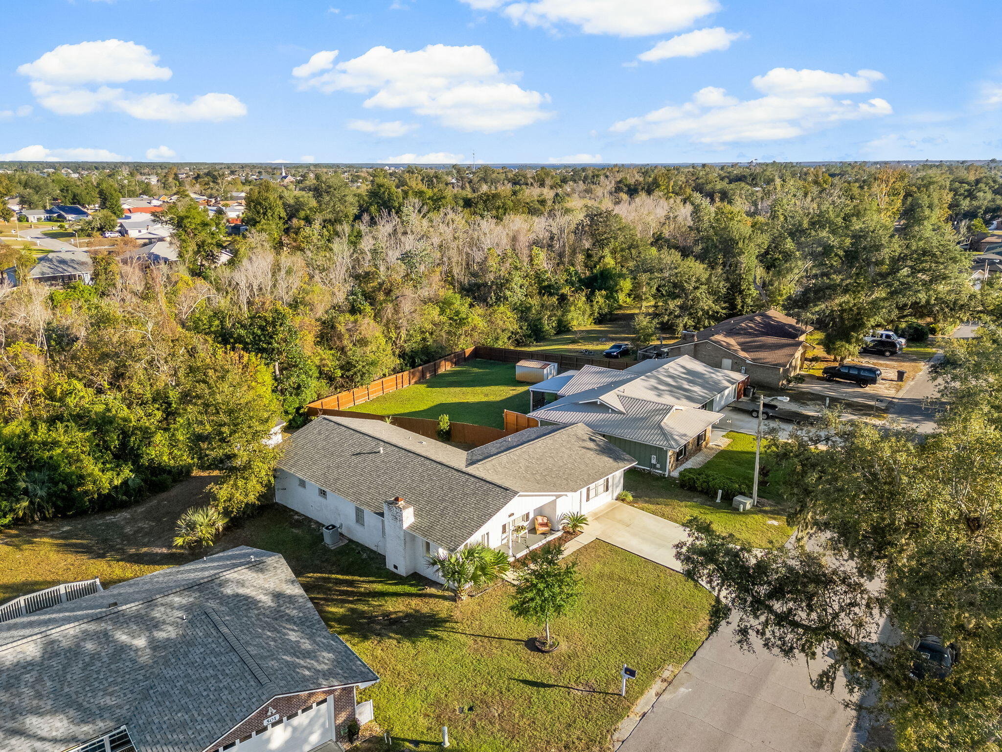 IMPERIAL OAKS - Residential