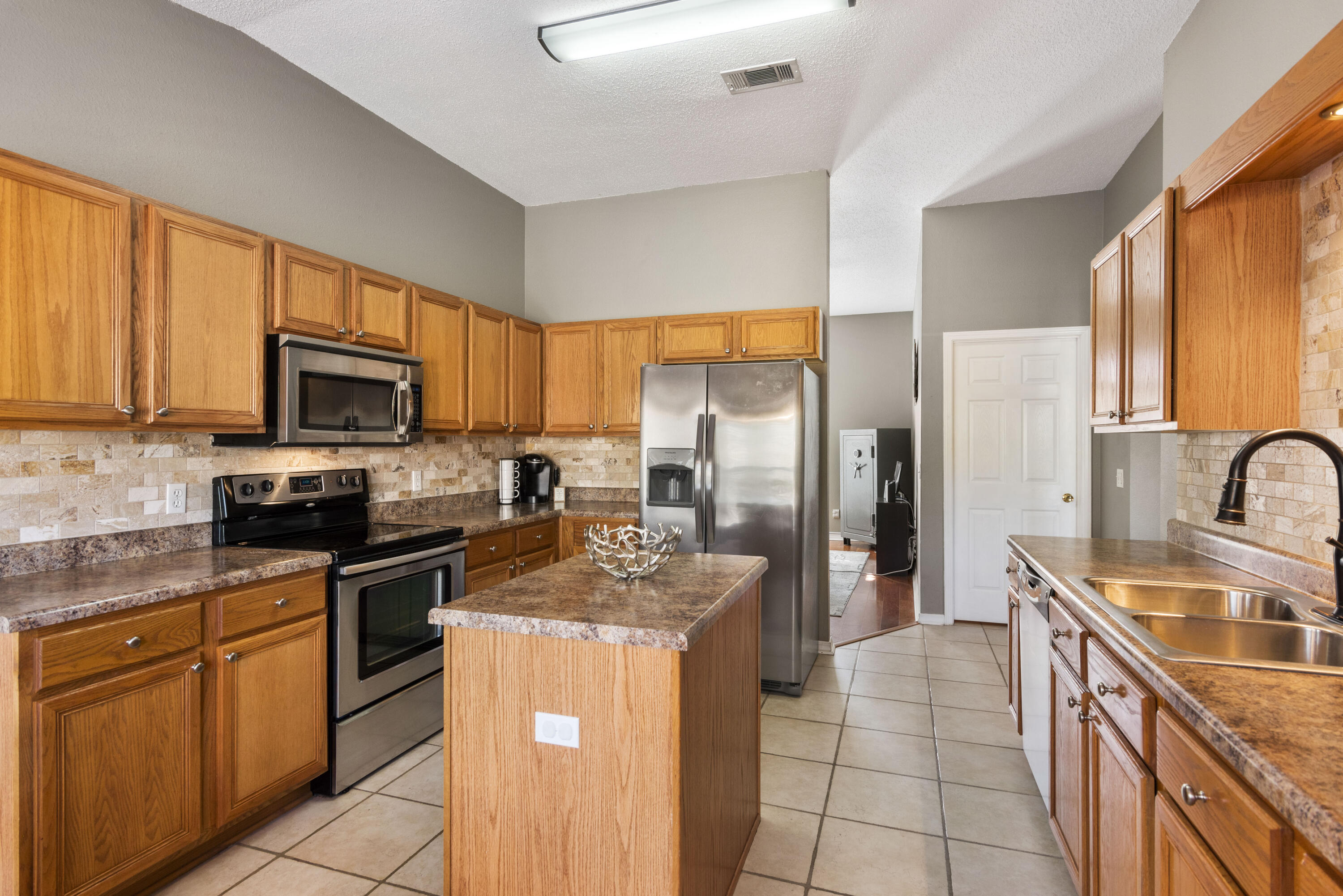 WESTVIEW ESTATES PH 2 - Residential