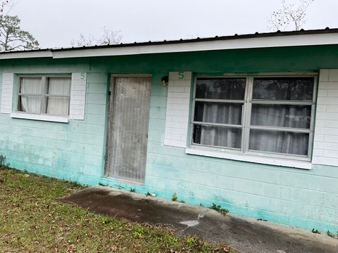 Photo of 5 Bayview Drive, Apalachiacola, FL 32320 (MLS # 968463)