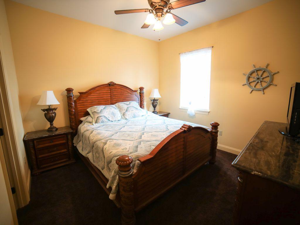 CRYSTAL BEACH - Residential