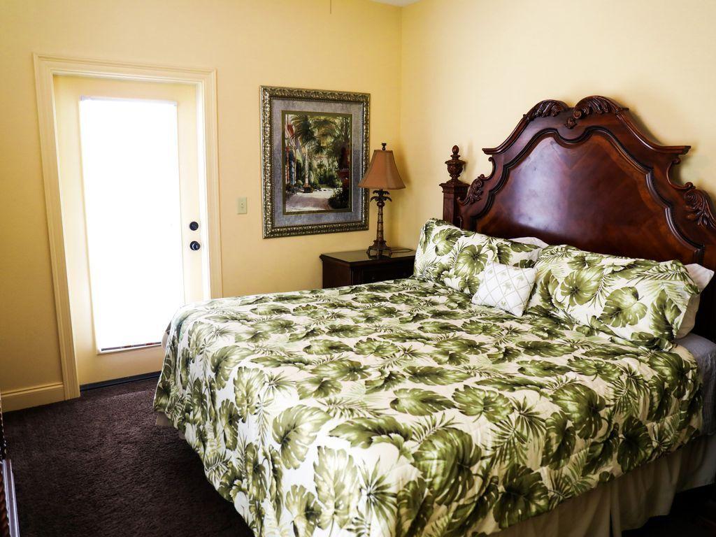 CRYSTAL BEACH - Residential