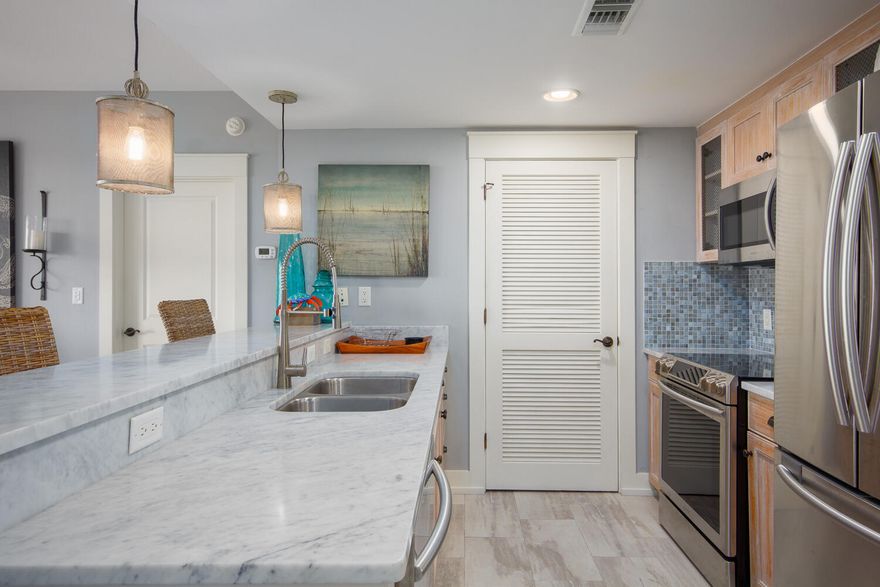 FULLY FURNISHED AND ALL UTILITIES INCLUDED! 6 Month Lease Available beginning as early as August 1. Beautifully furnished 1-bedroom, 1-bath condo located in the heart of the Village of Baytowne Wharf with great restaurants, retail shops, and fun entertainment options. The large, private balcony is perfect for outdoor dining or unwinding with your favorite happy hour cocktail. Pilot House amenities include a resort style pool, hot tub, fitness center, BBQ grills, and a beautiful green space. Come relax and enjoy the luxurious resort lifestyle!