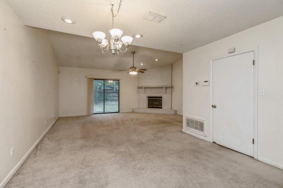 BELL-BROOK ESTATES - Residential