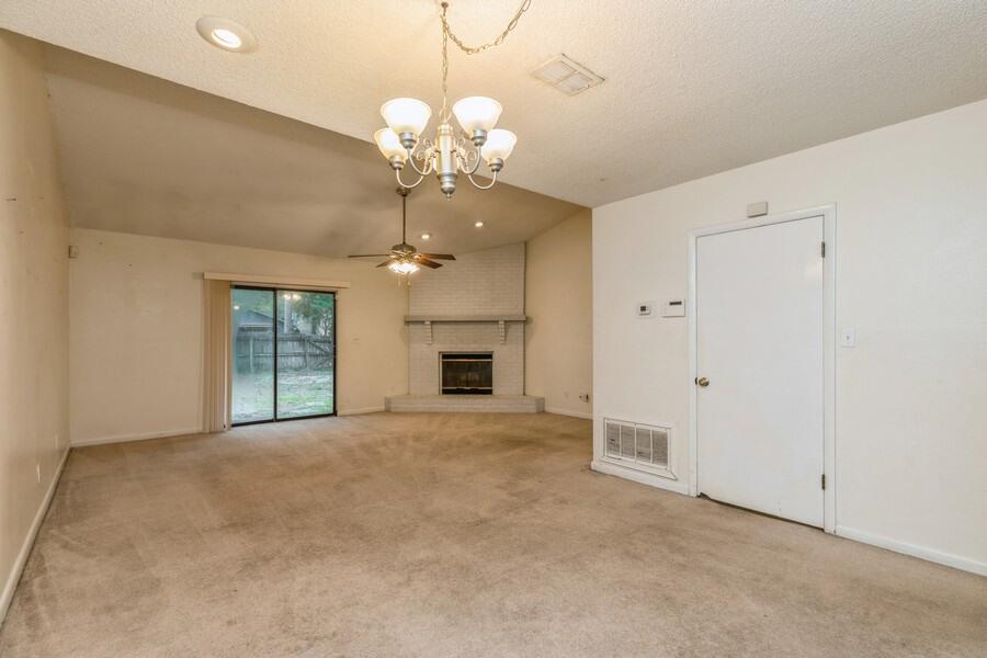 BELL-BROOK ESTATES - Residential