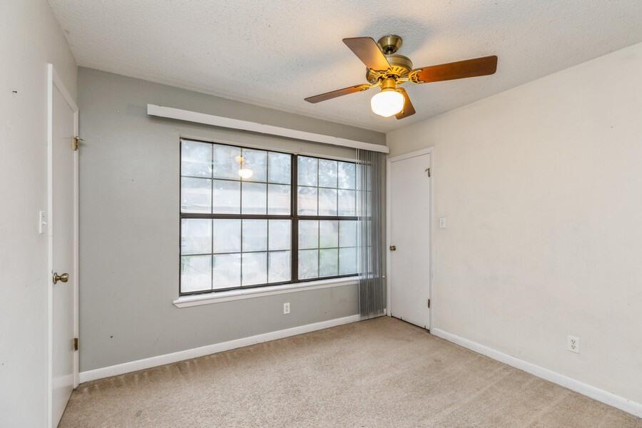 BELL-BROOK ESTATES - Residential