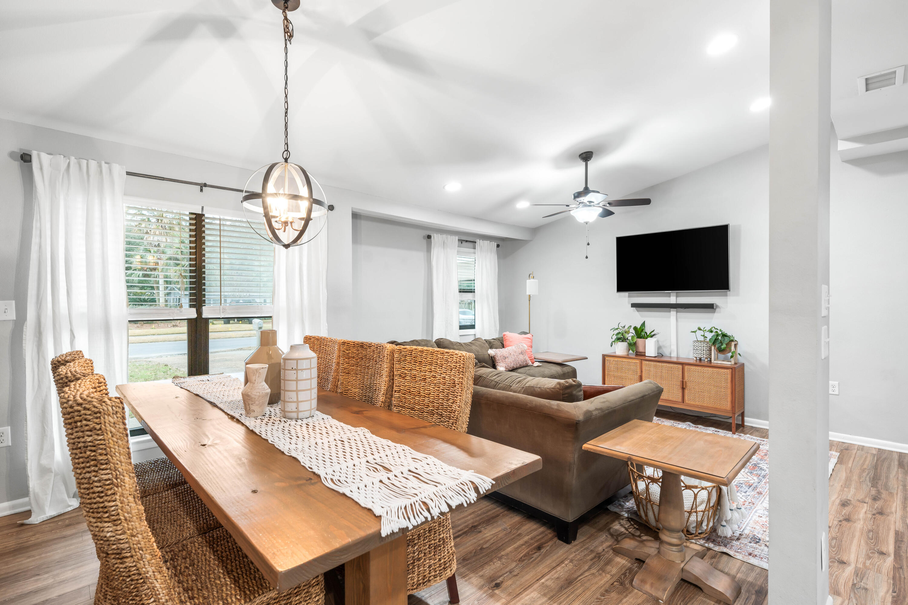 GARNIERS BEACH 3RD - Residential