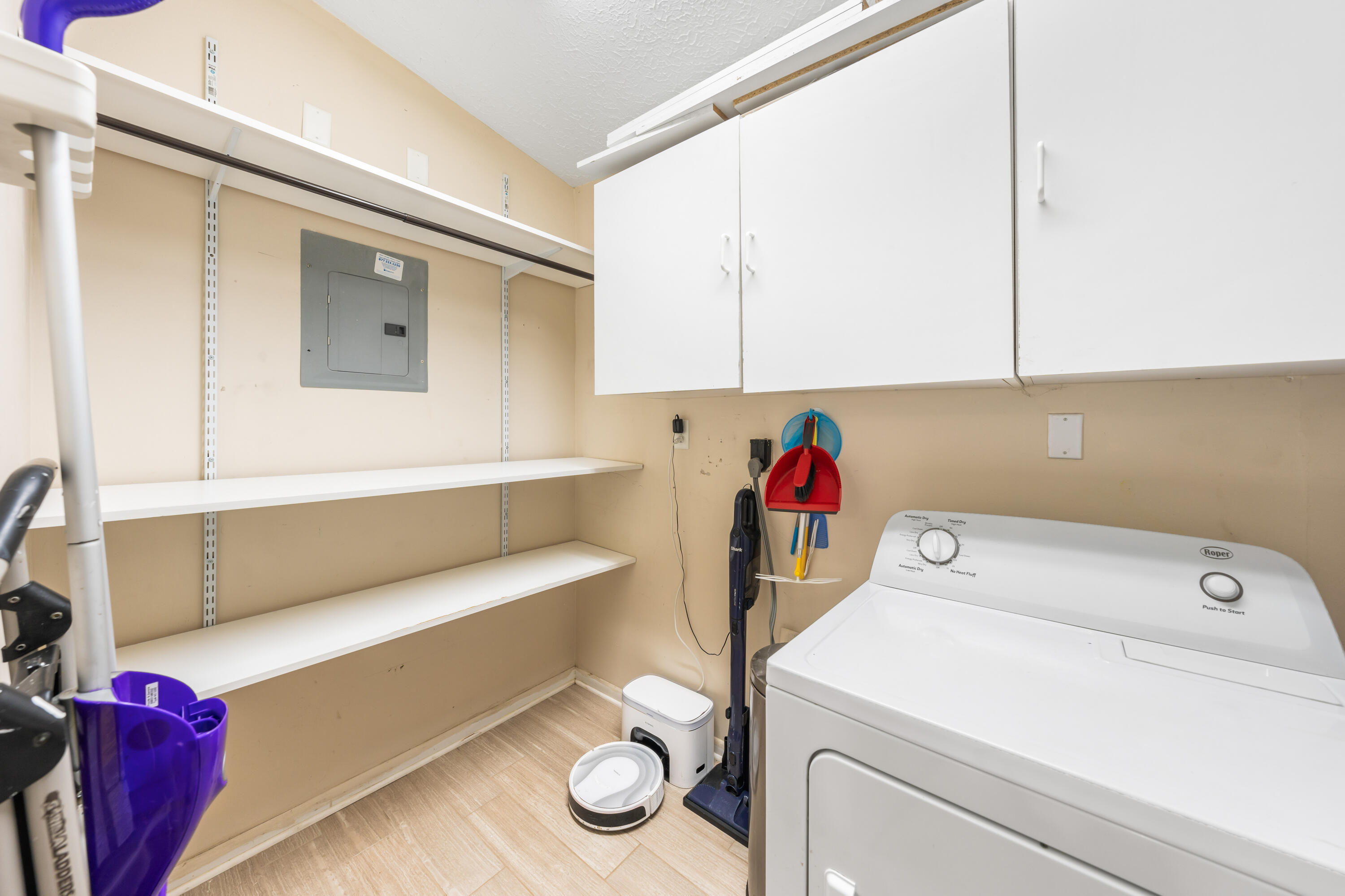 GARNIERS BEACH 3RD - Residential