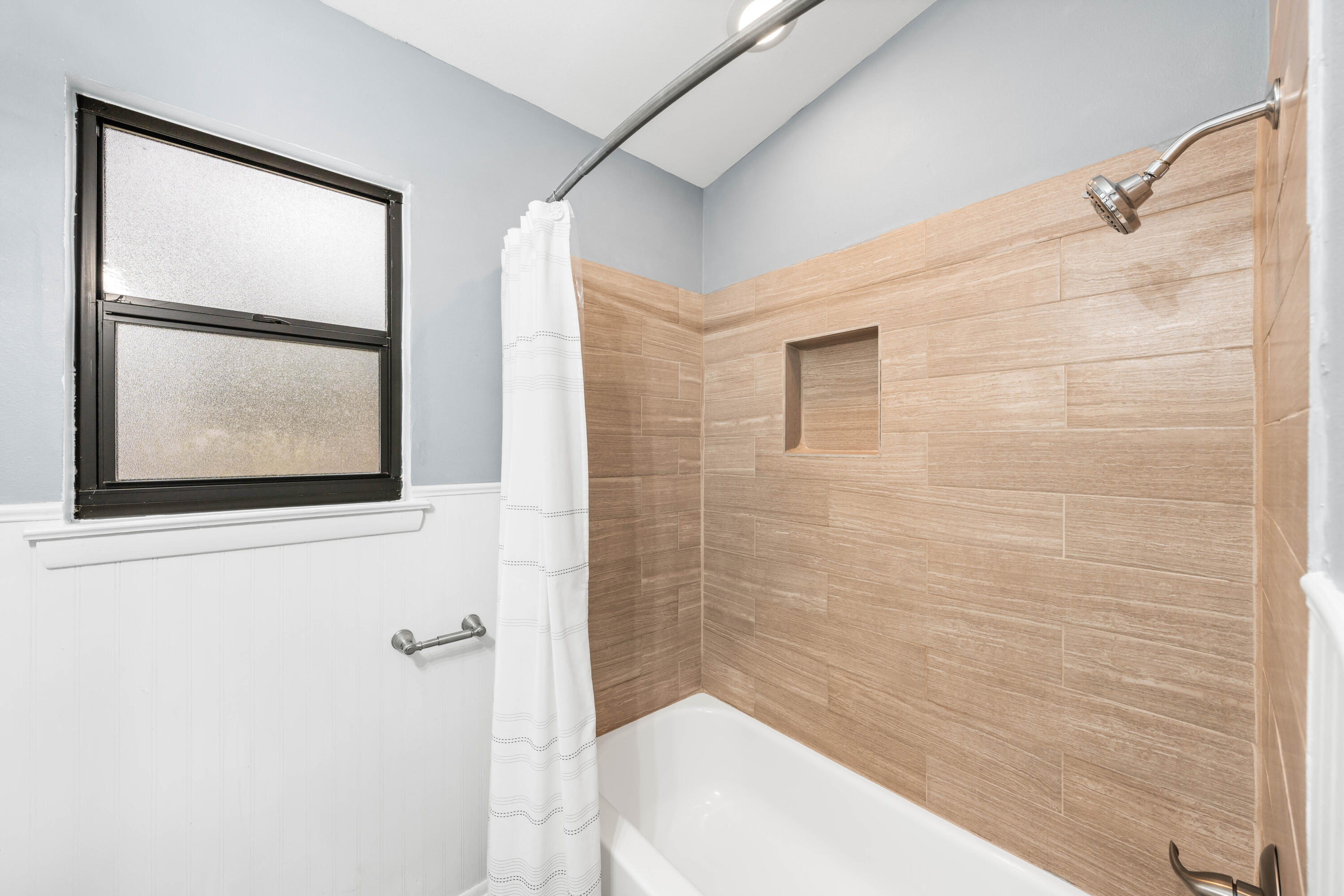 GARNIERS BEACH 3RD - Residential