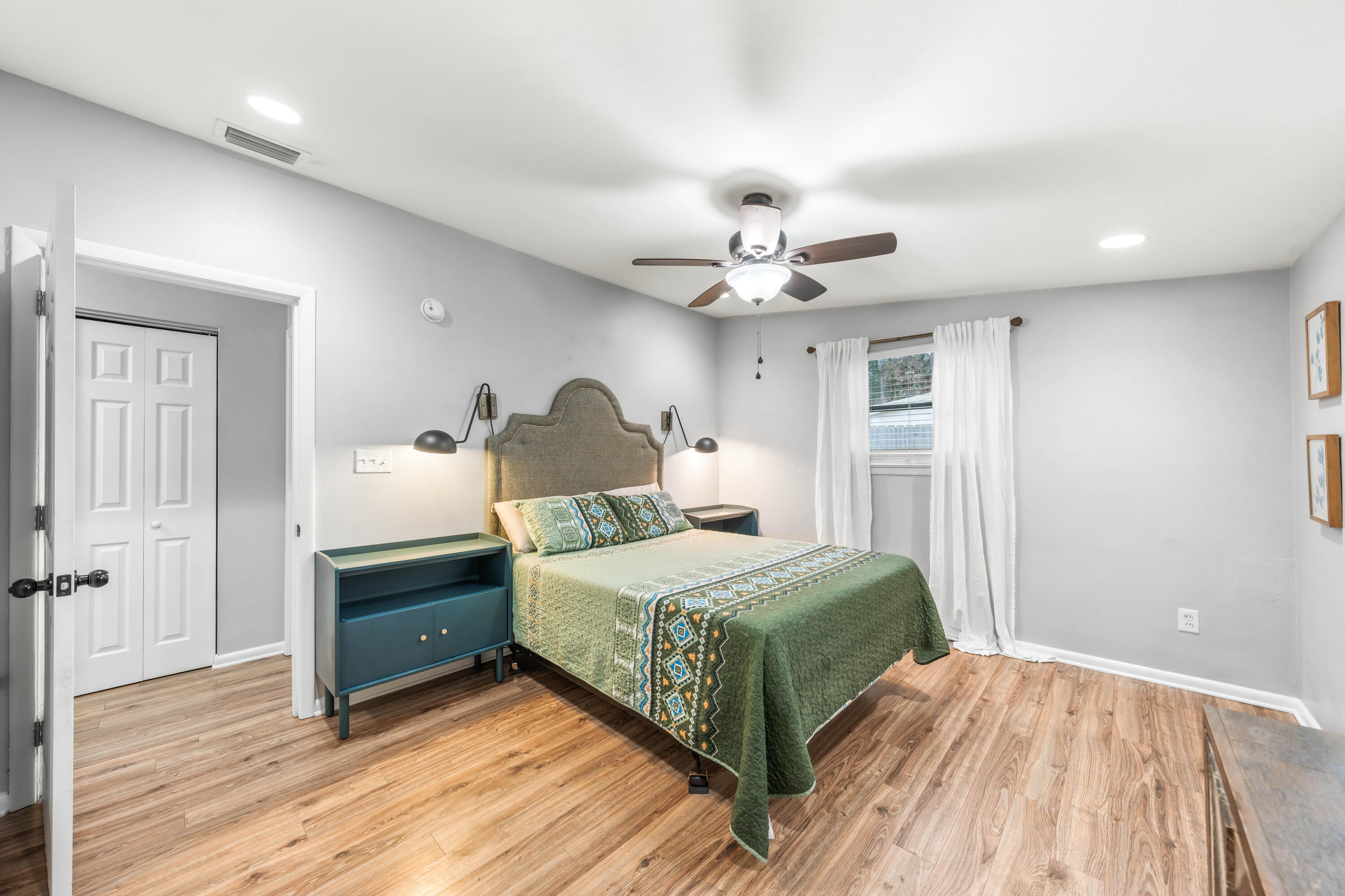 GARNIERS BEACH 3RD - Residential