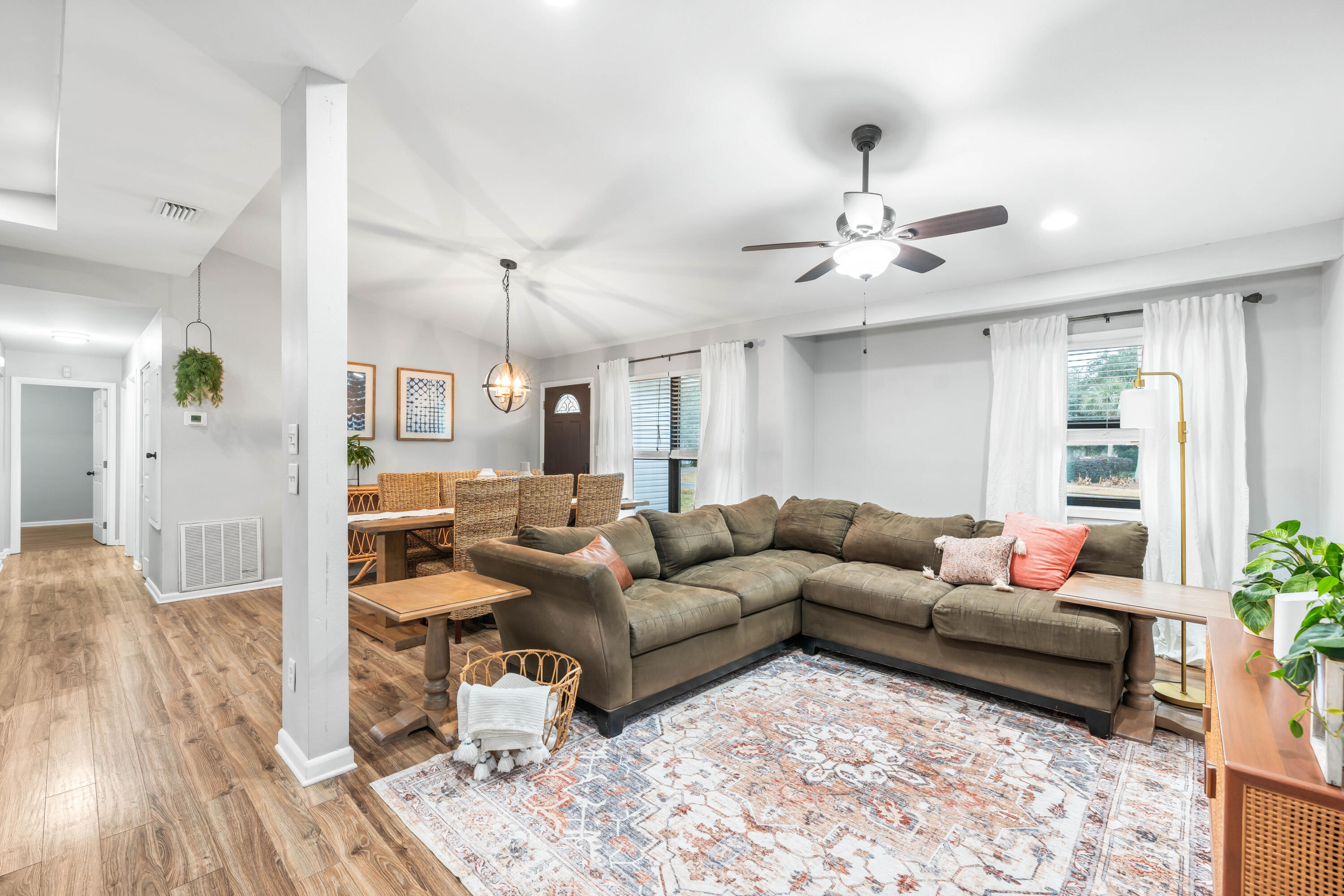 GARNIERS BEACH 3RD - Residential