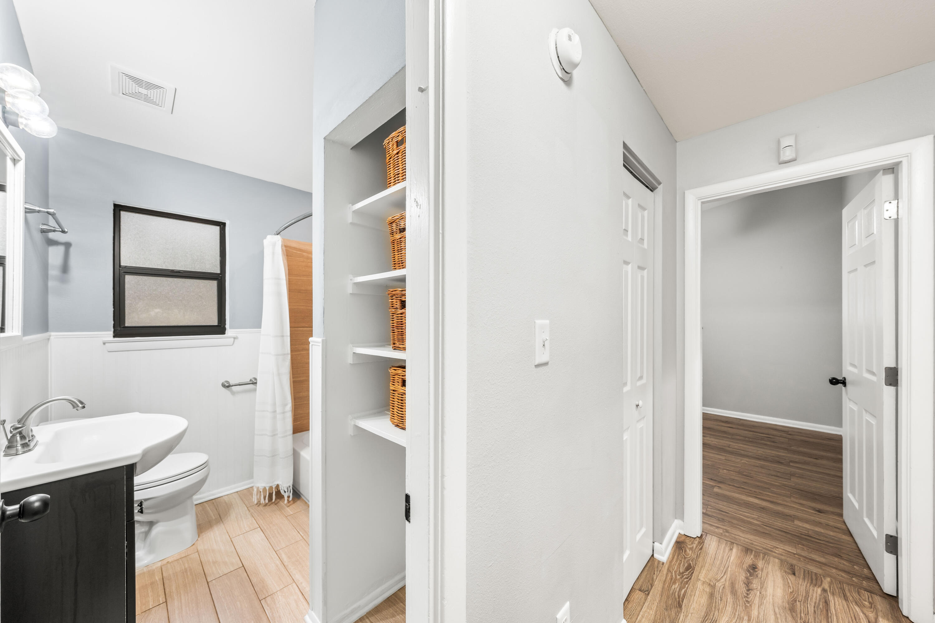 GARNIERS BEACH 3RD - Residential