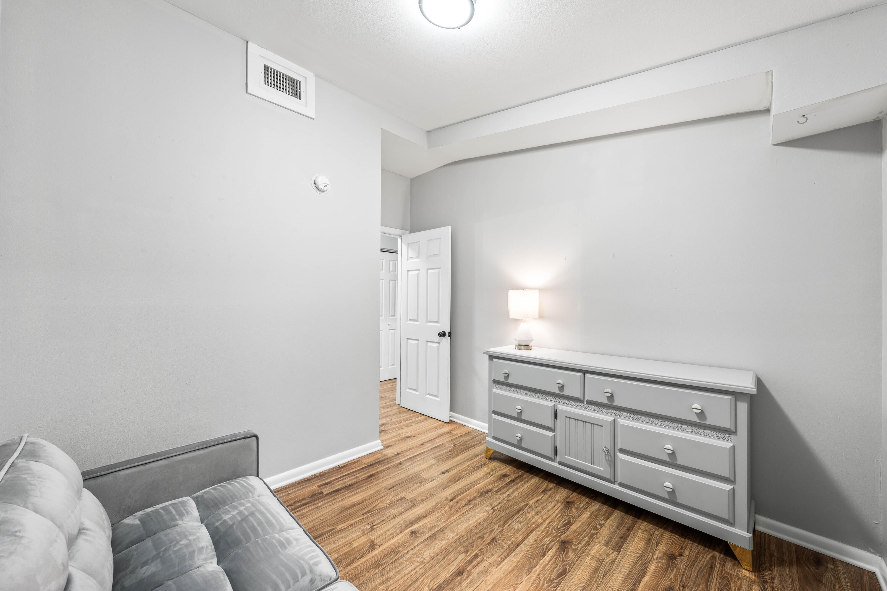 GARNIERS BEACH 3RD - Residential