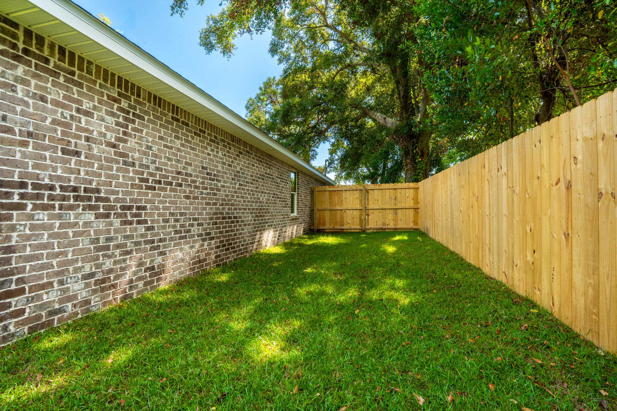 1ST ADD BEL-AIR S/D LOT 4 BLK A - Residential
