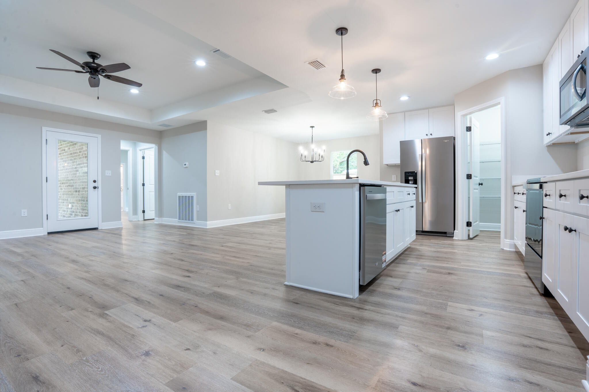 1ST ADD BEL-AIR S/D LOT 4 BLK A - Residential