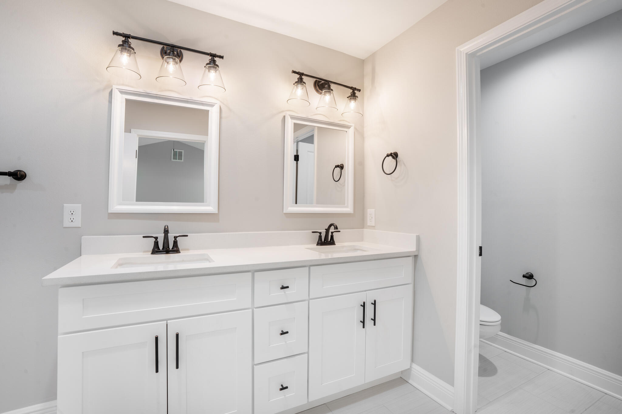 1ST ADD BEL-AIR S/D LOT 4 BLK A - Residential