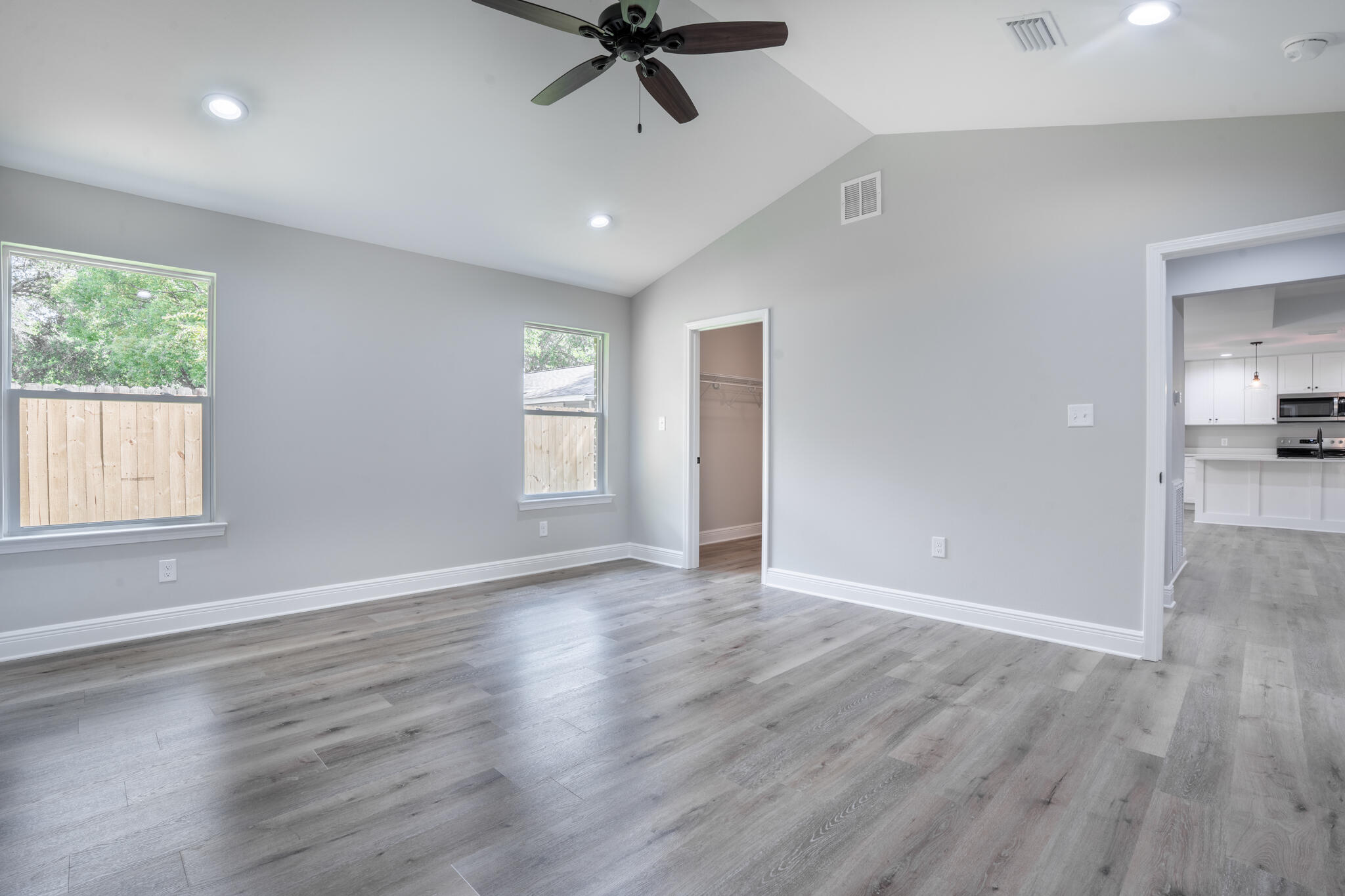 1ST ADD BEL-AIR S/D LOT 4 BLK A - Residential
